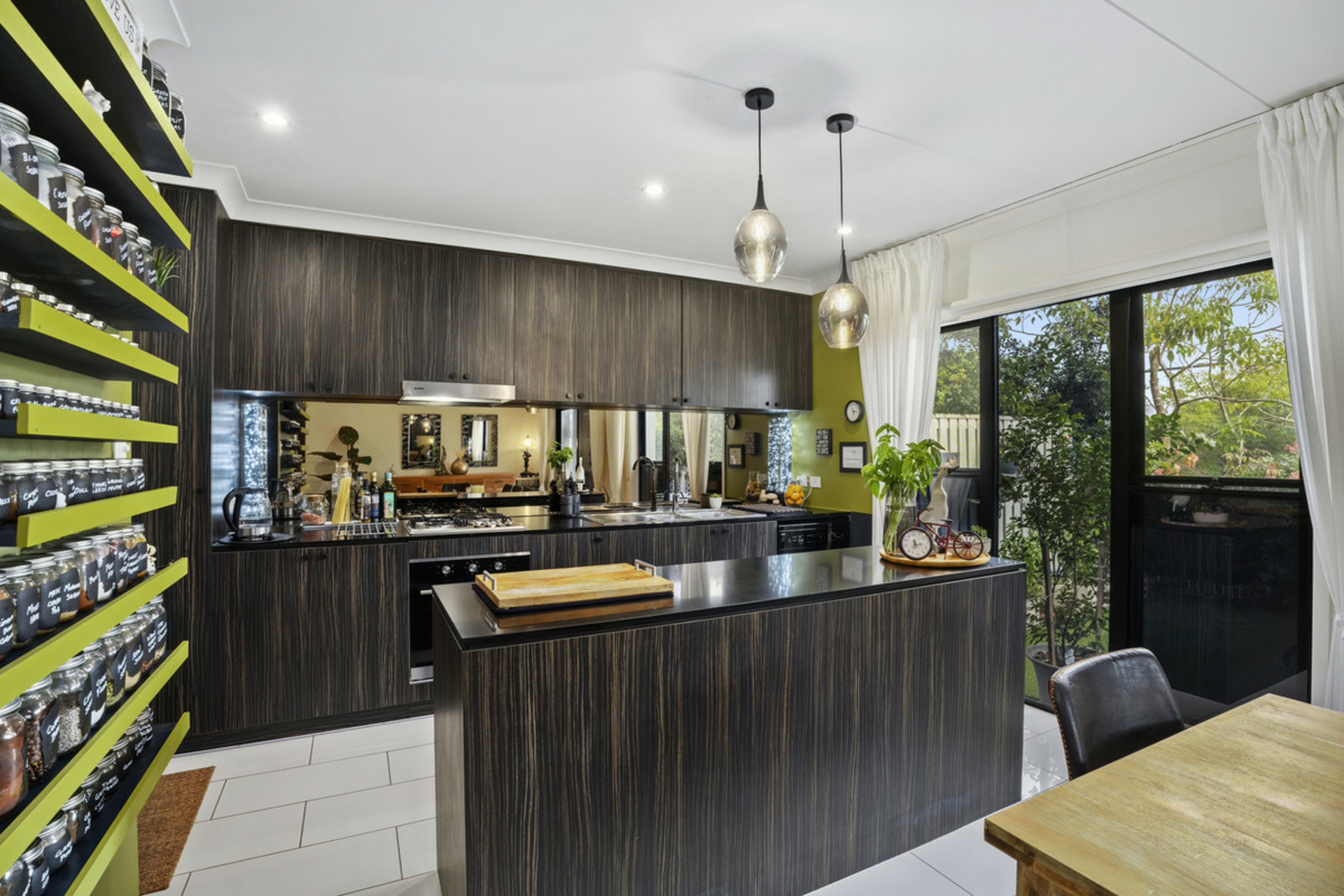34/18 Archipelago Street, PACIFIC PINES