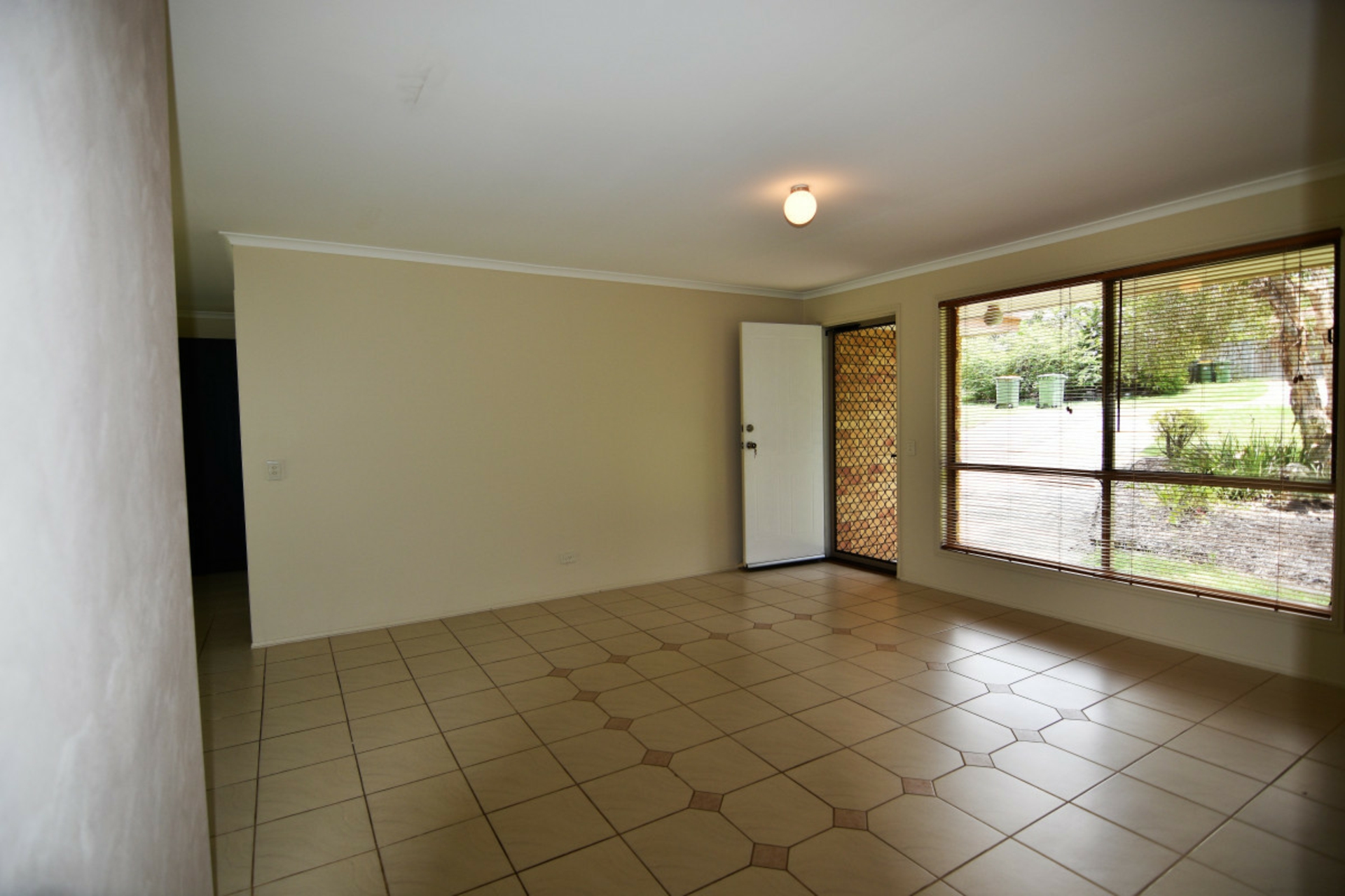 2/9 Academy Street, OXENFORD