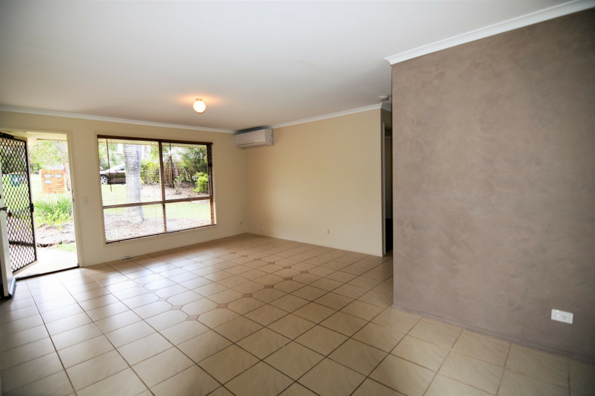 2/9 Academy Street, OXENFORD