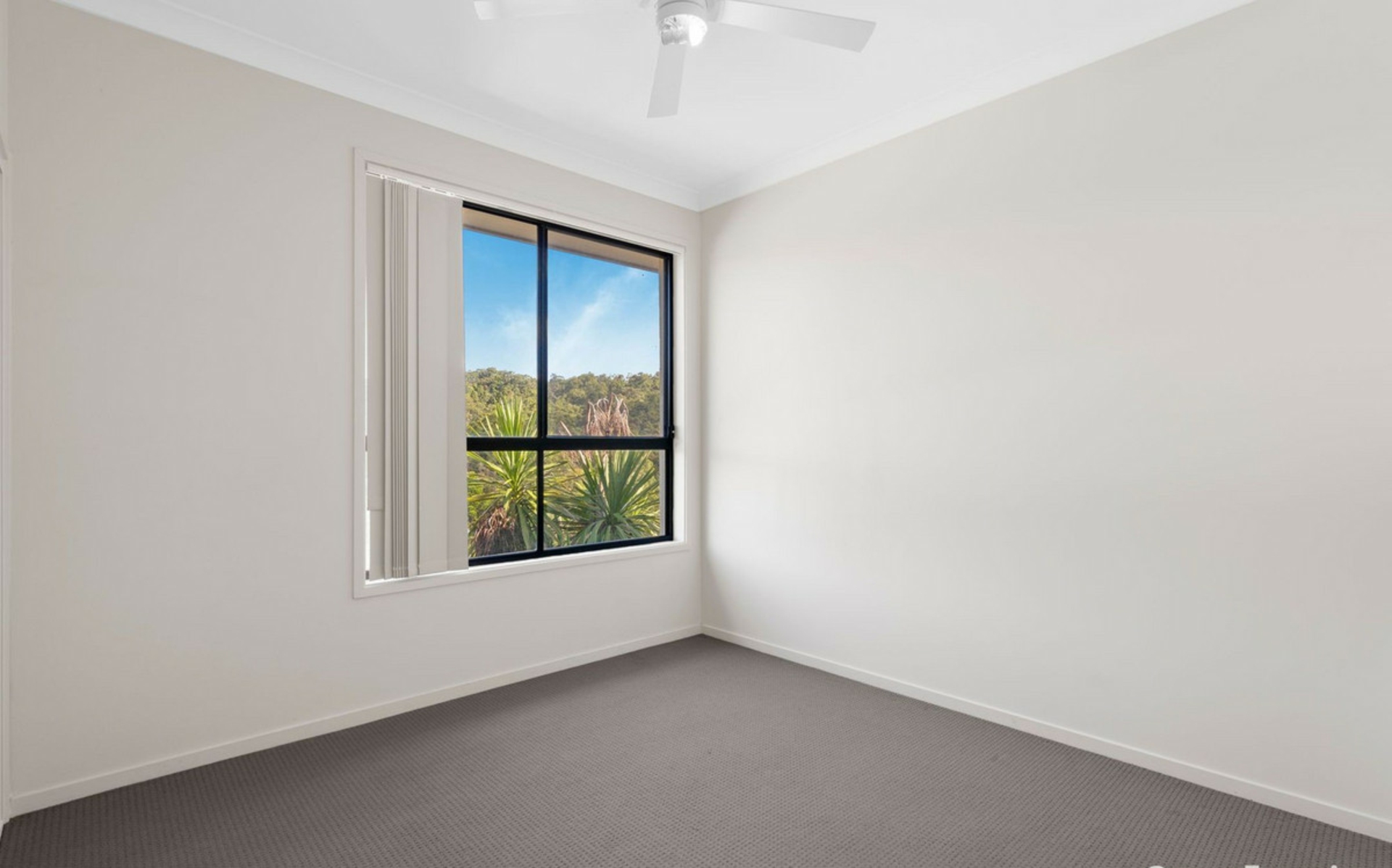 1/5 Maslin Chase, PACIFIC PINES