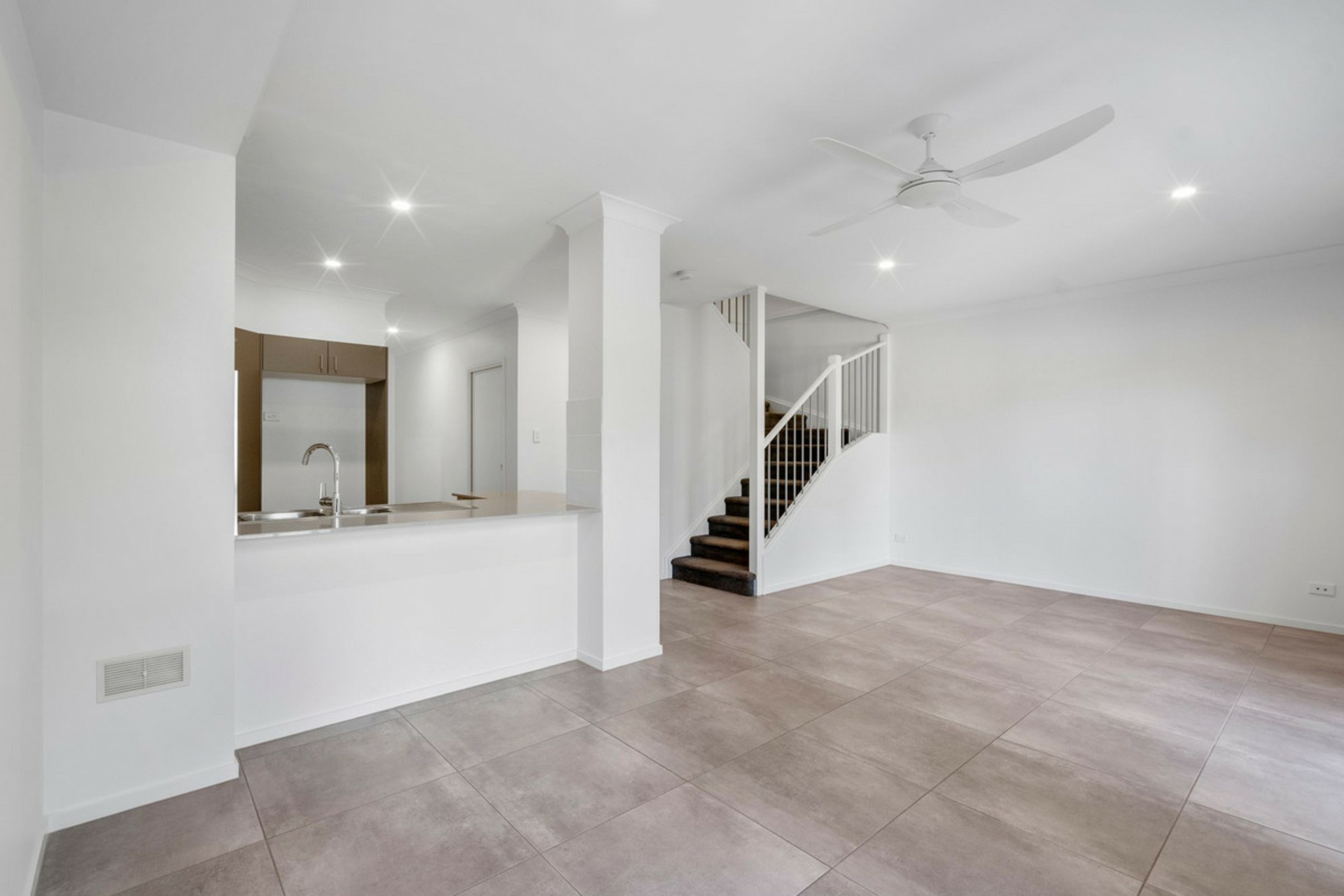 9/114 Bunya Road, EVERTON HILLS