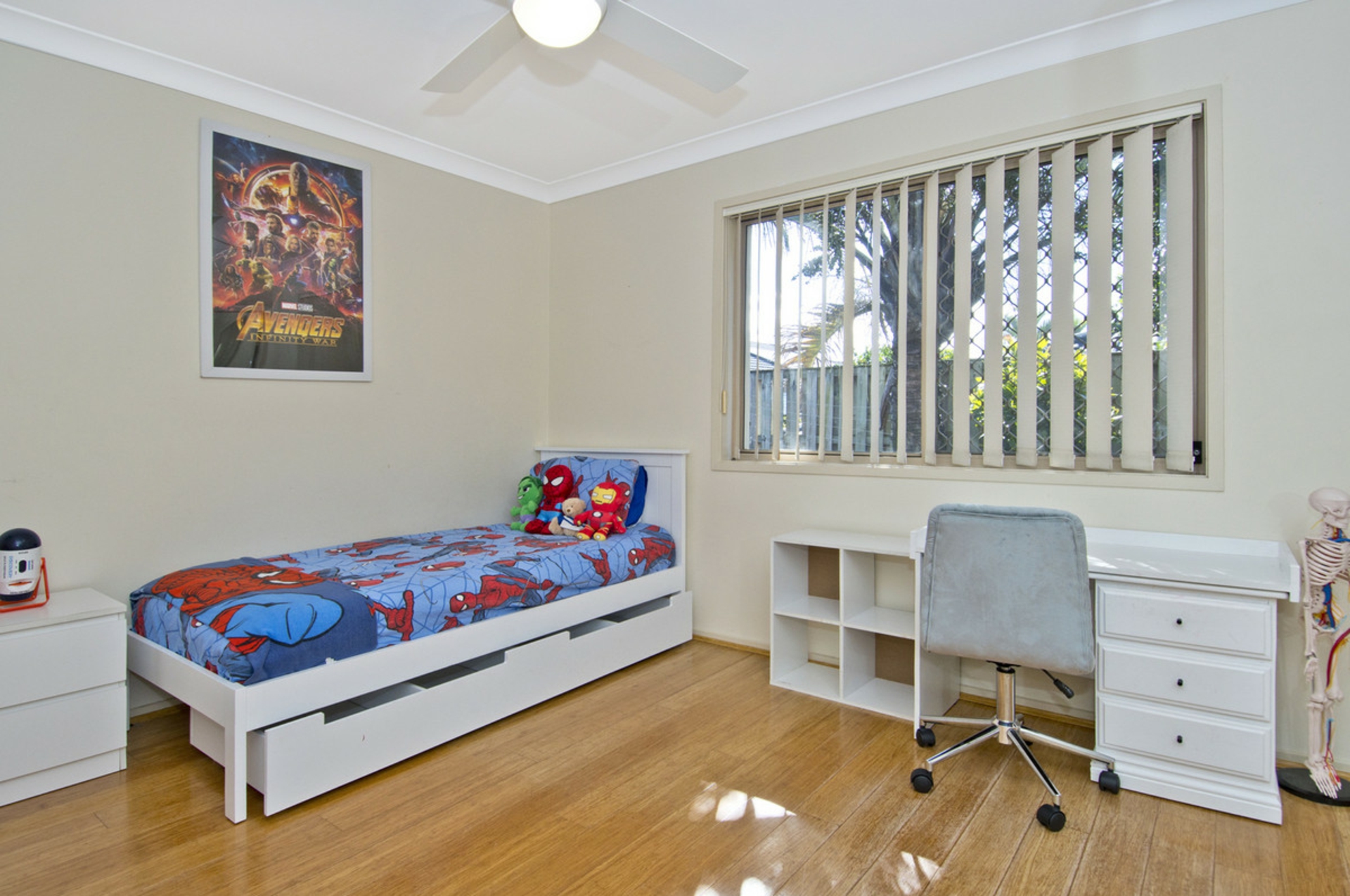 16 Cossington Circuit, MAUDSLAND