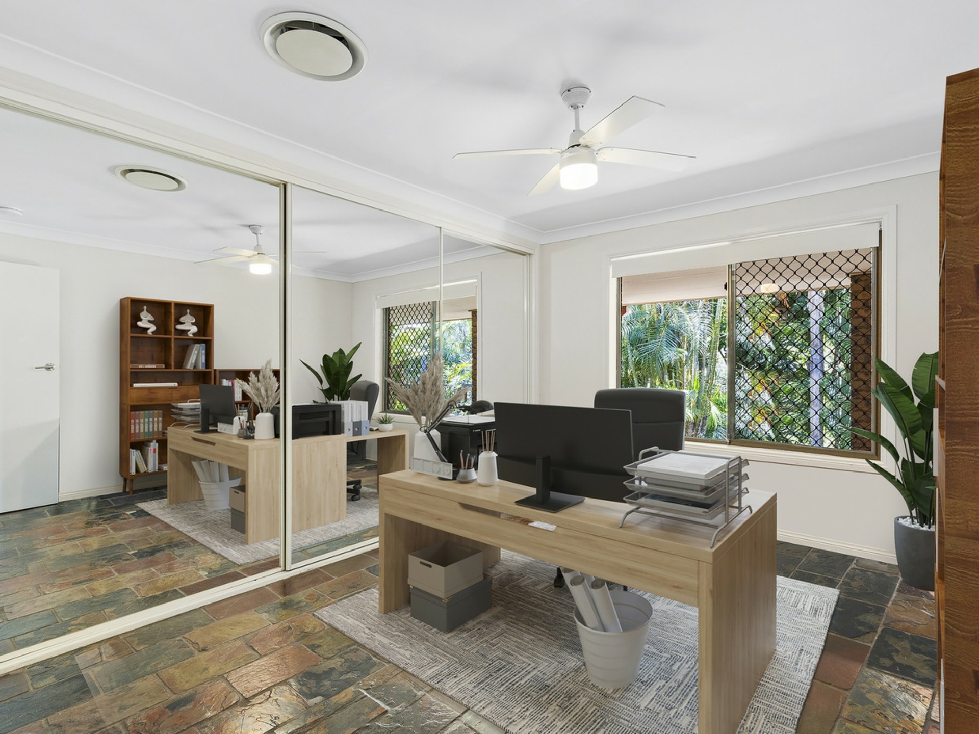 1/16 Dewberry Way, GAVEN