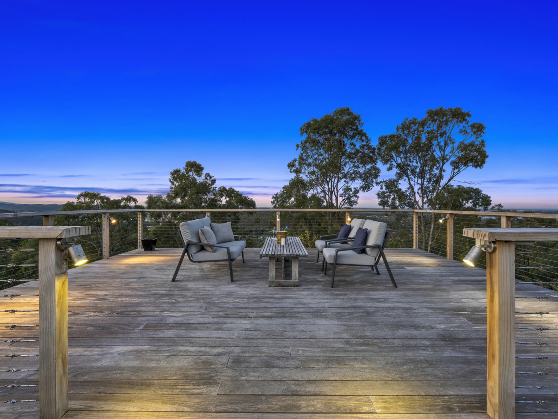 6 Zenith Crescent, PACIFIC PINES