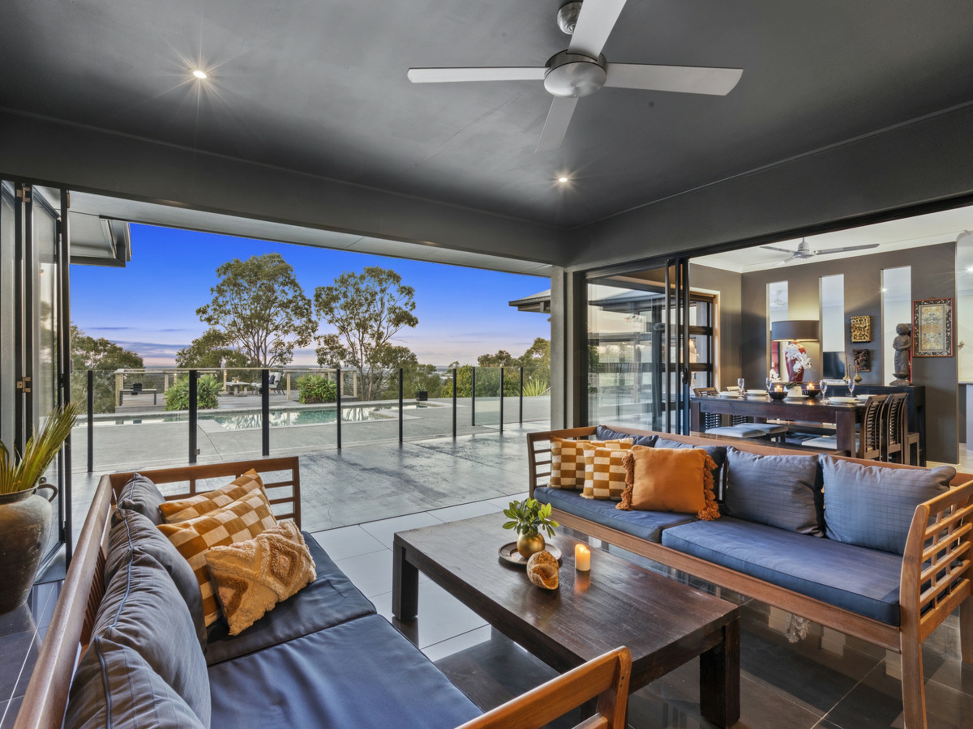 6 Zenith Crescent, PACIFIC PINES