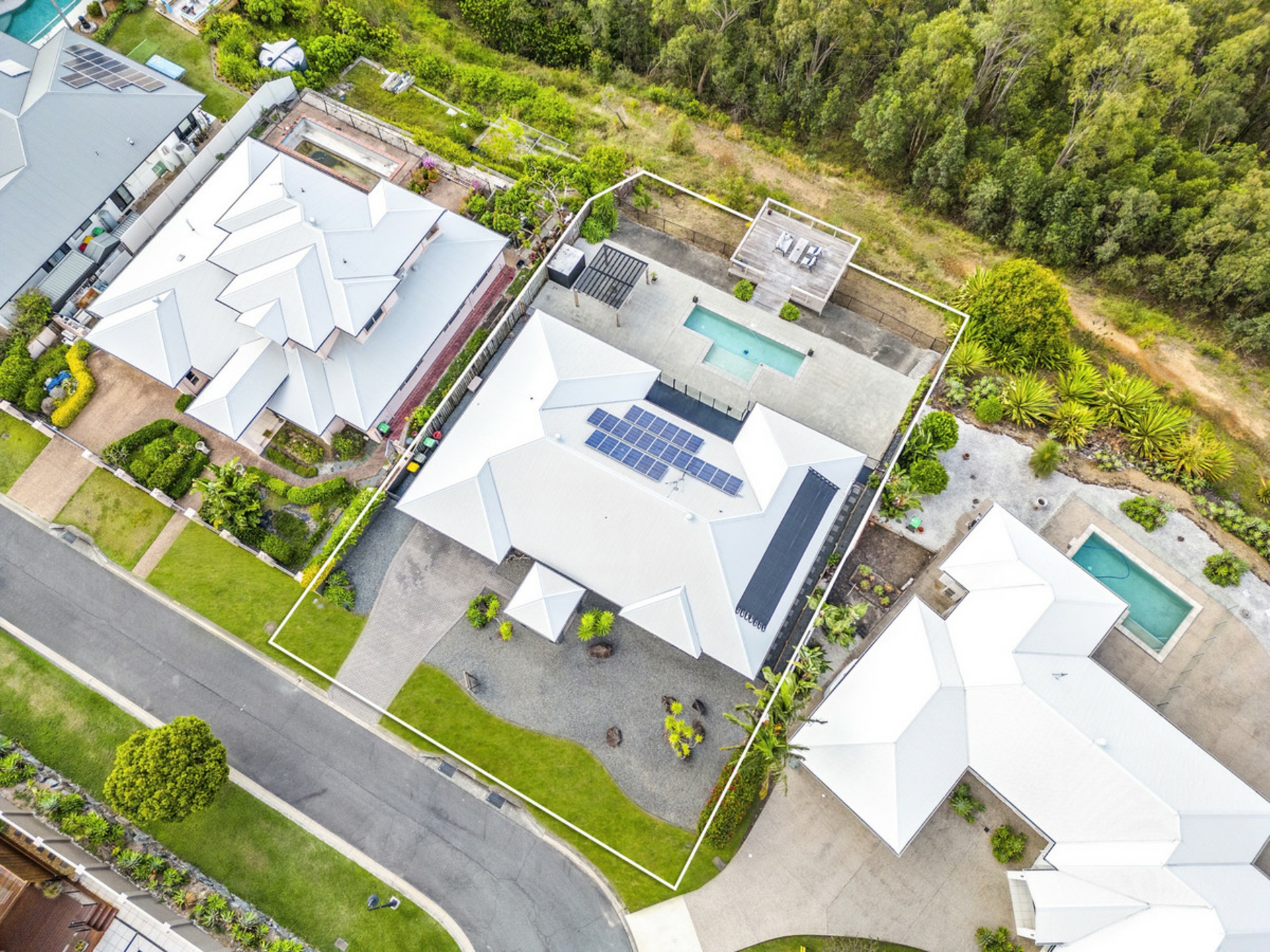 6 Zenith Crescent, PACIFIC PINES