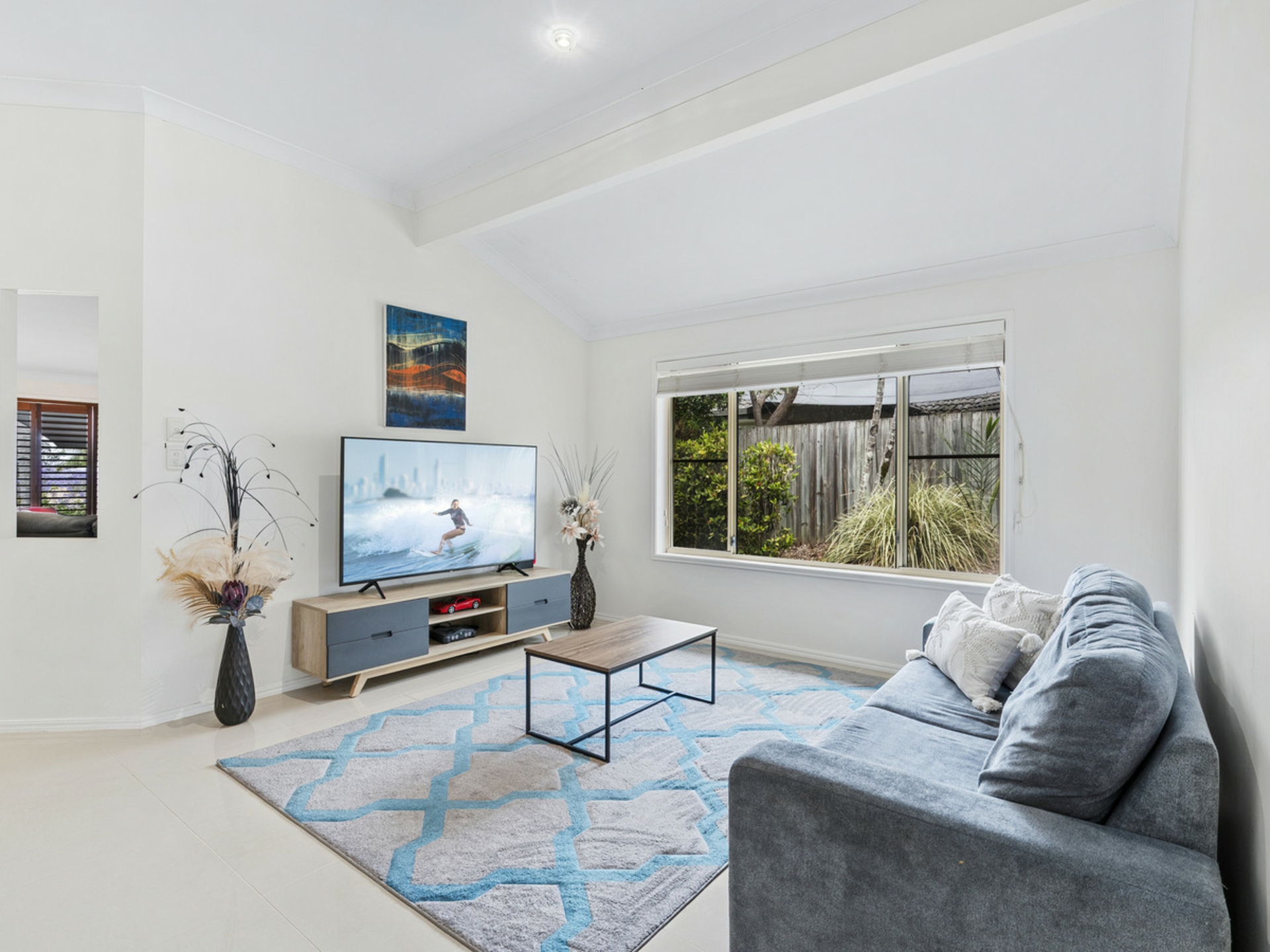 19 Gippsland Drive, HELENSVALE