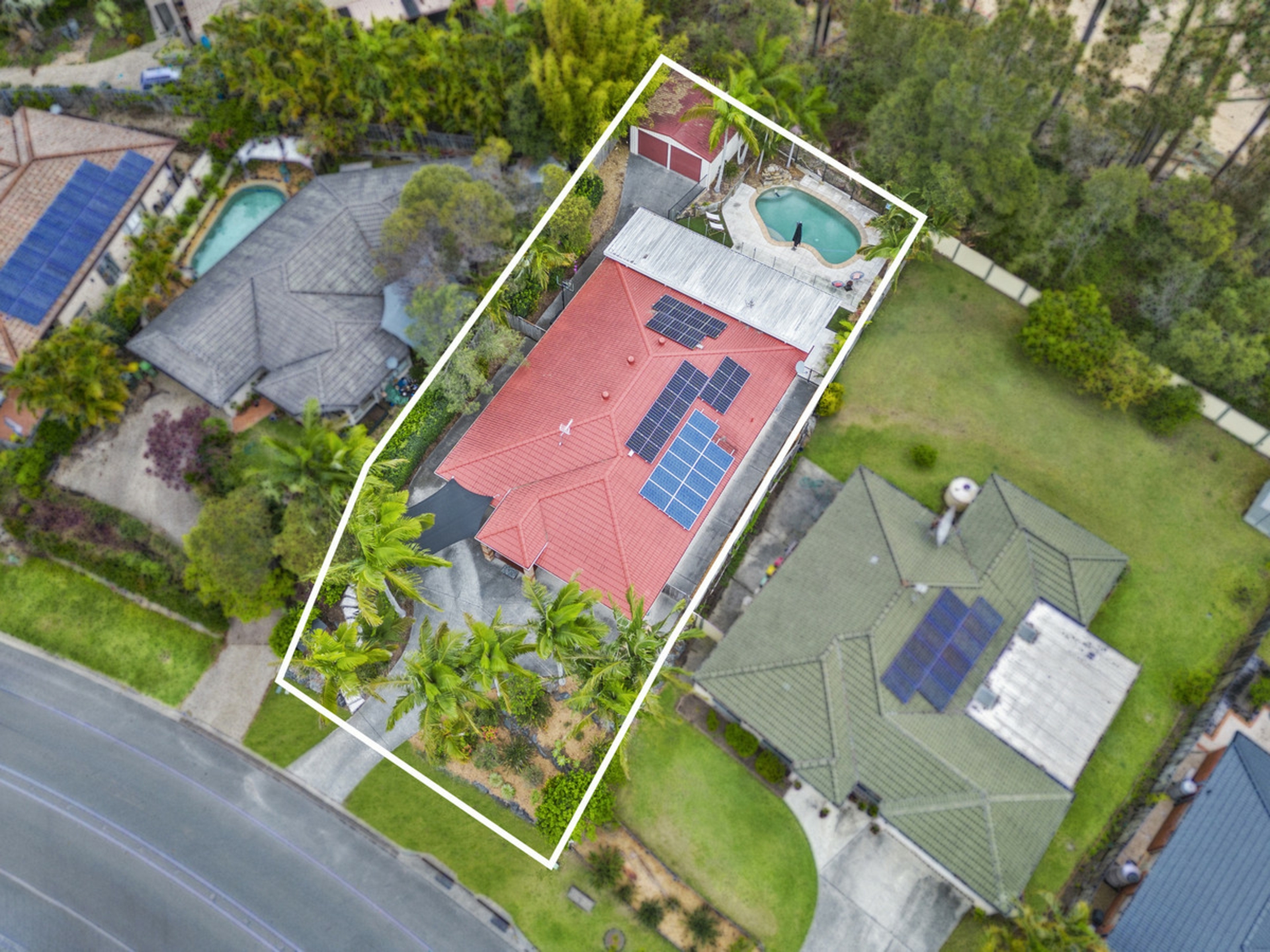 19 Gippsland Drive, HELENSVALE