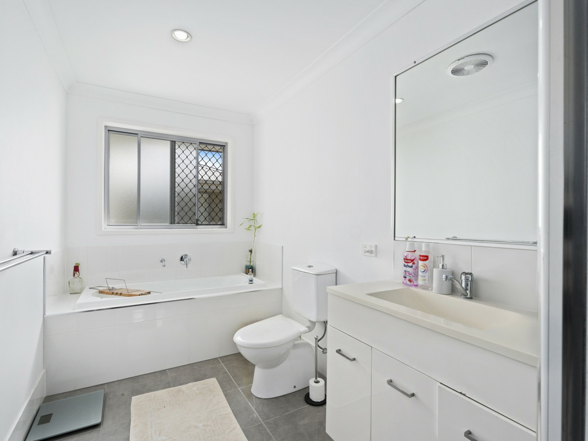 12 Rise Circuit, PACIFIC PINES