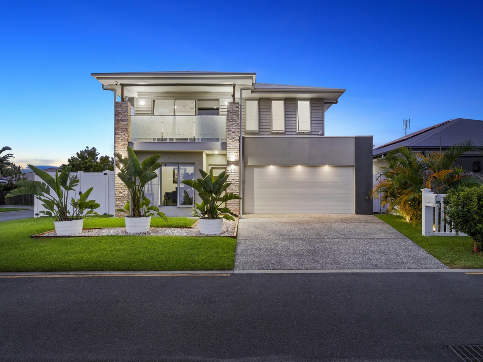2 Oxenford Place, OXENFORD