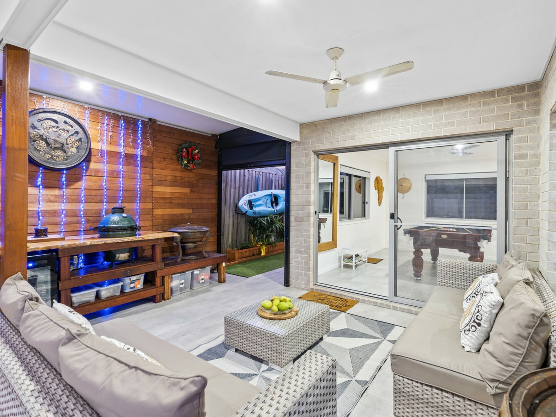 2 Oxenford Place, OXENFORD