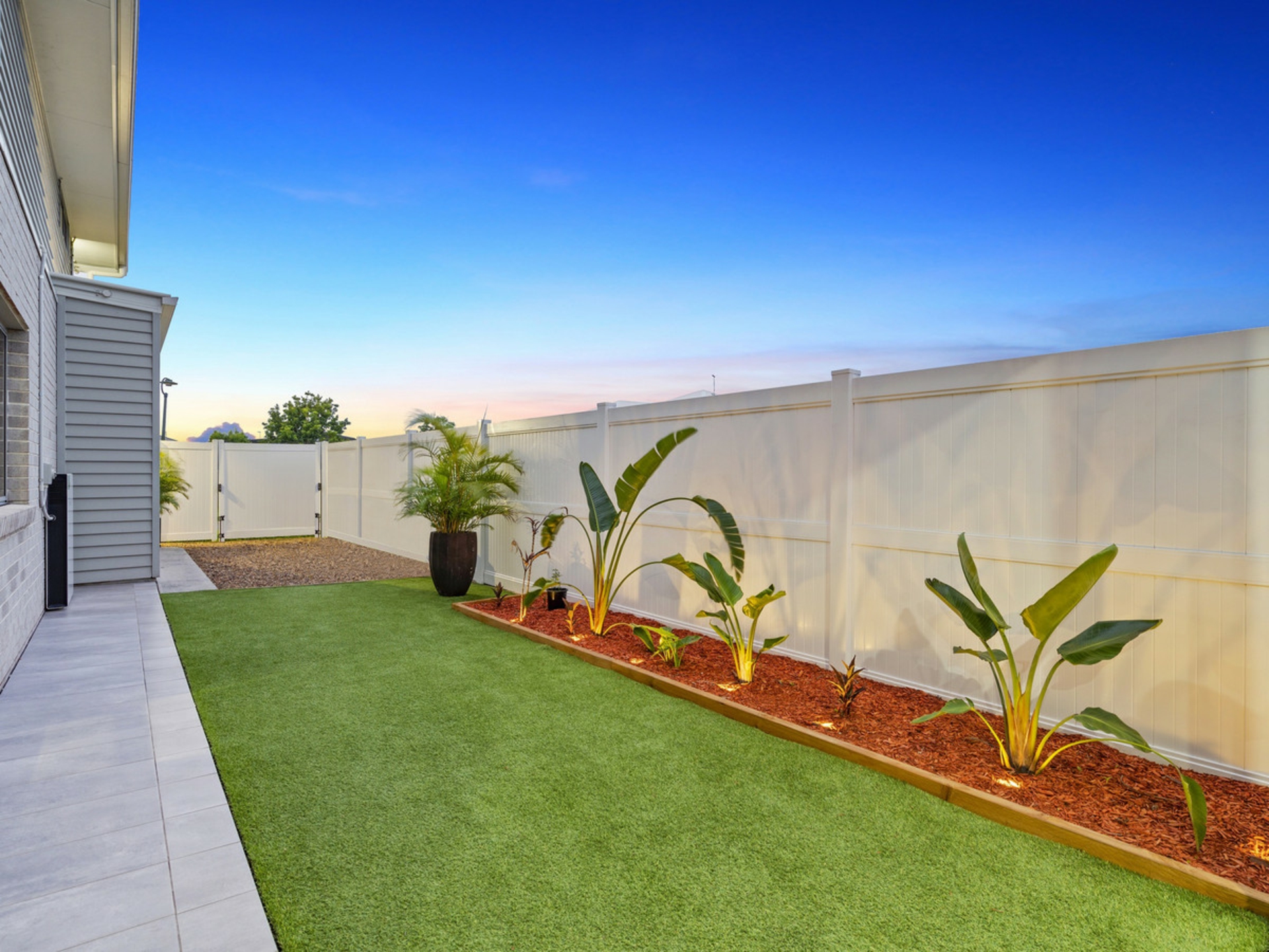 2 Oxenford Place, OXENFORD