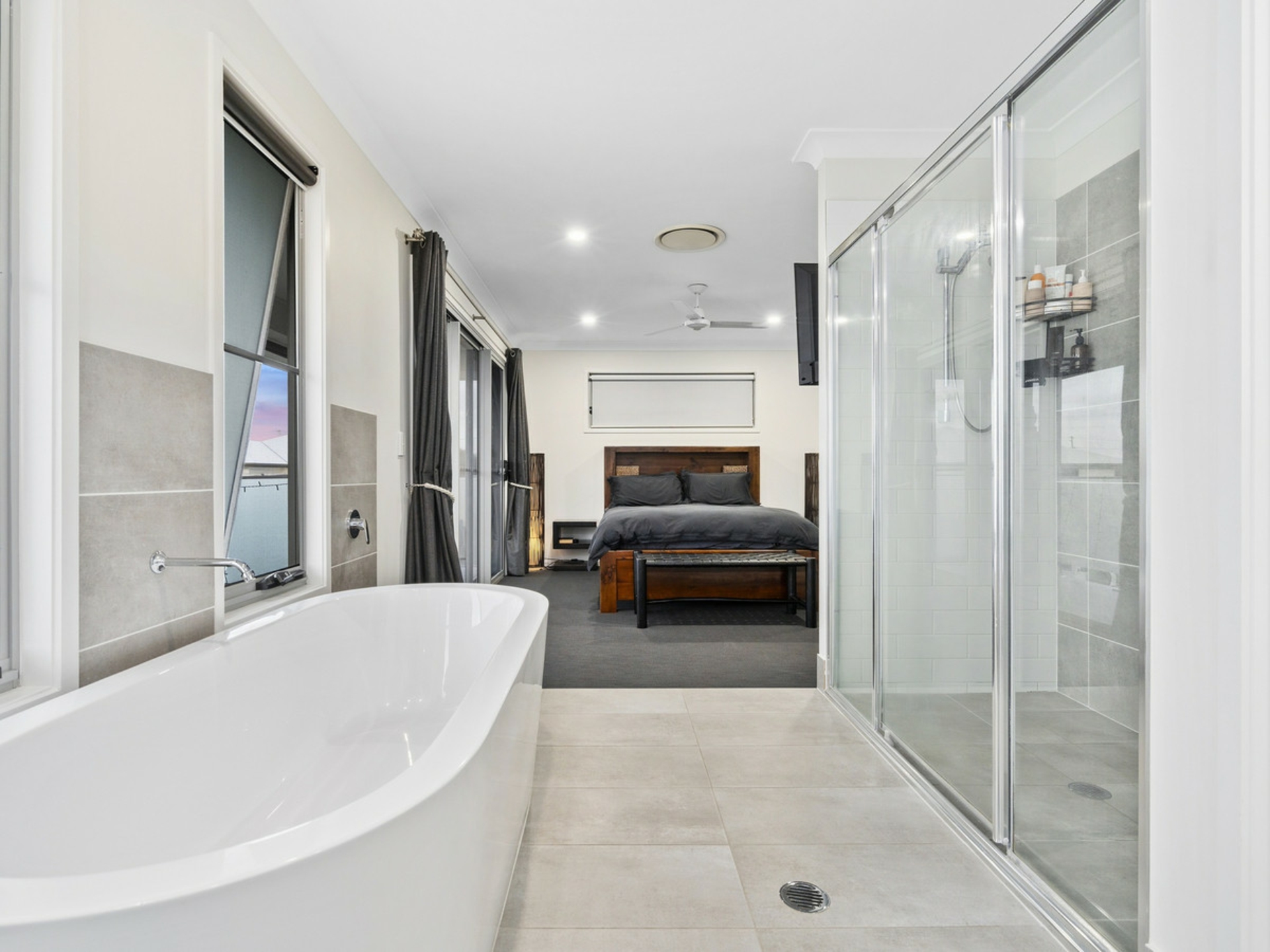 2 Oxenford Place, OXENFORD