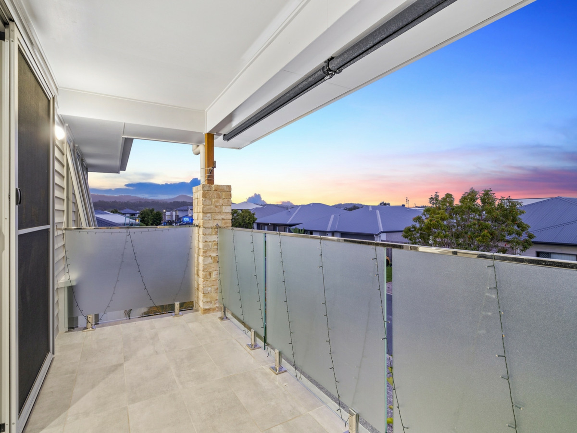 2 Oxenford Place, OXENFORD