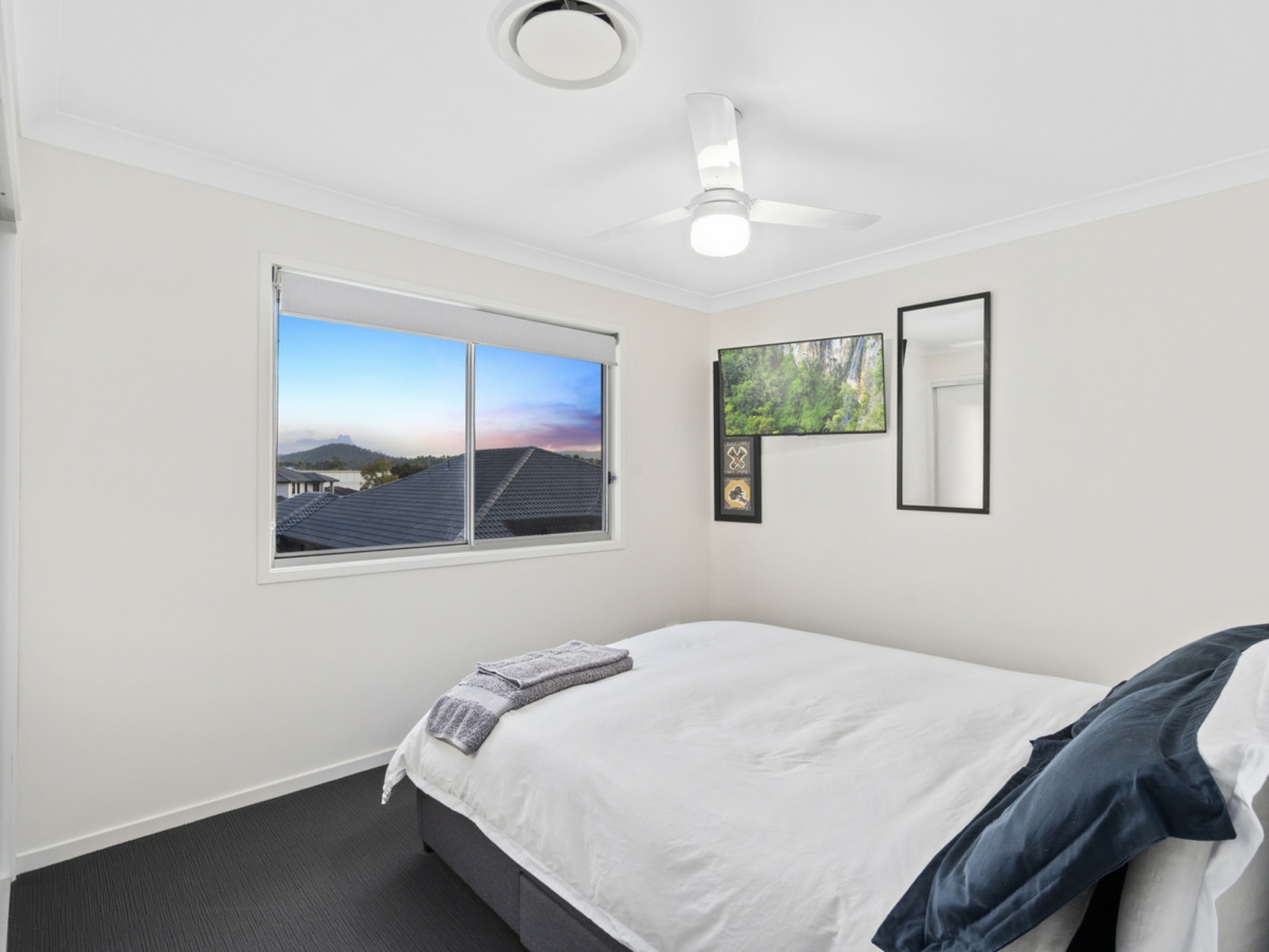 2 Oxenford Place, OXENFORD