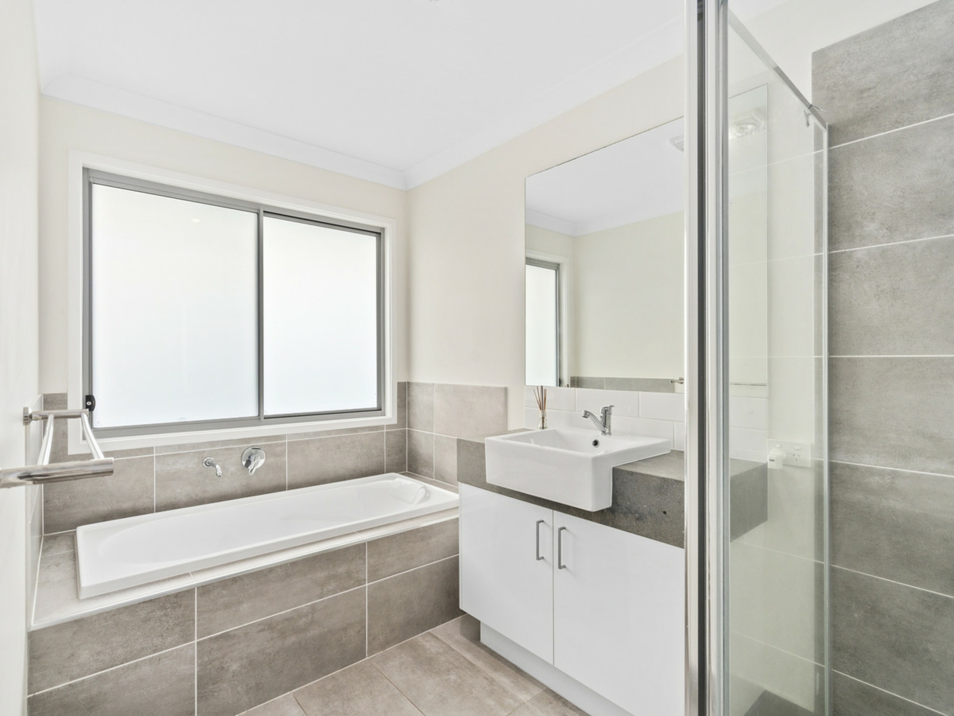 2 Oxenford Place, OXENFORD