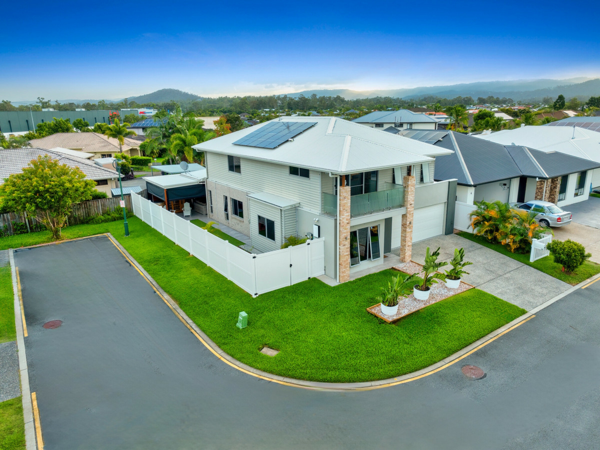 2 Oxenford Place, OXENFORD