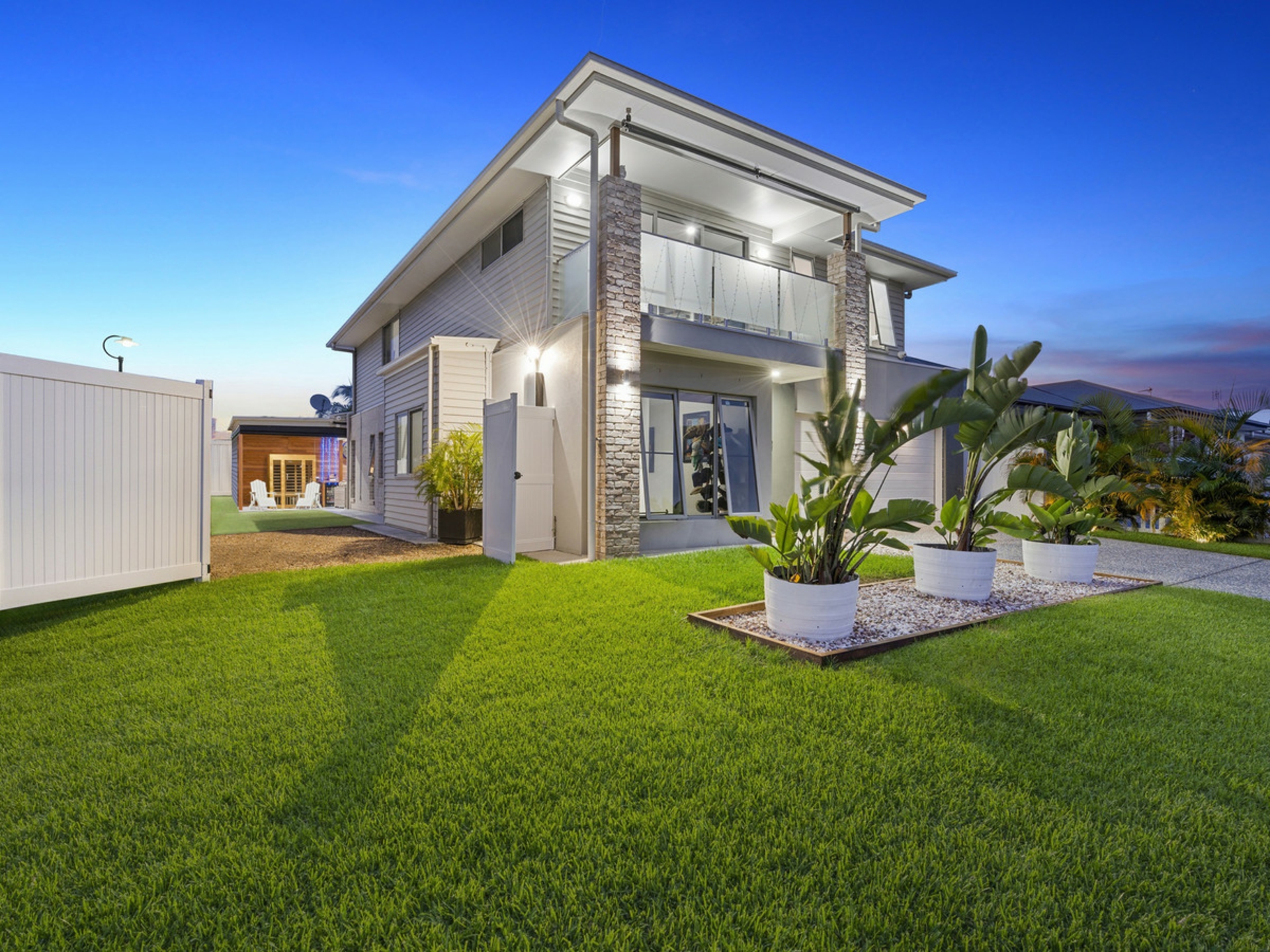 2 Oxenford Place, OXENFORD