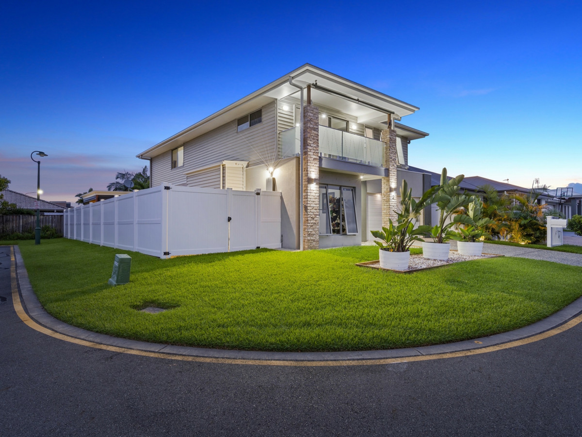 2 Oxenford Place, OXENFORD