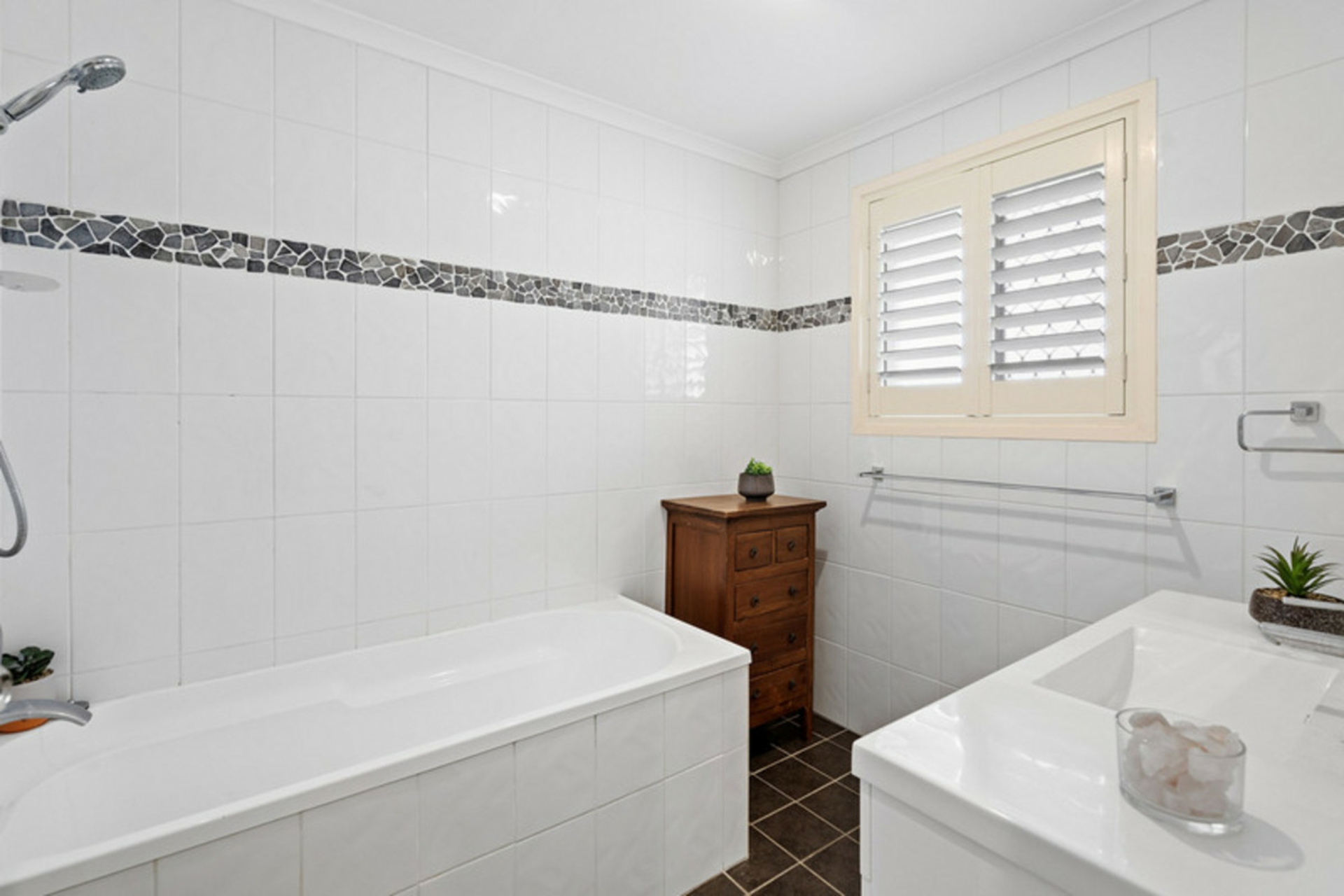 5 Sorell Place, HELENSVALE