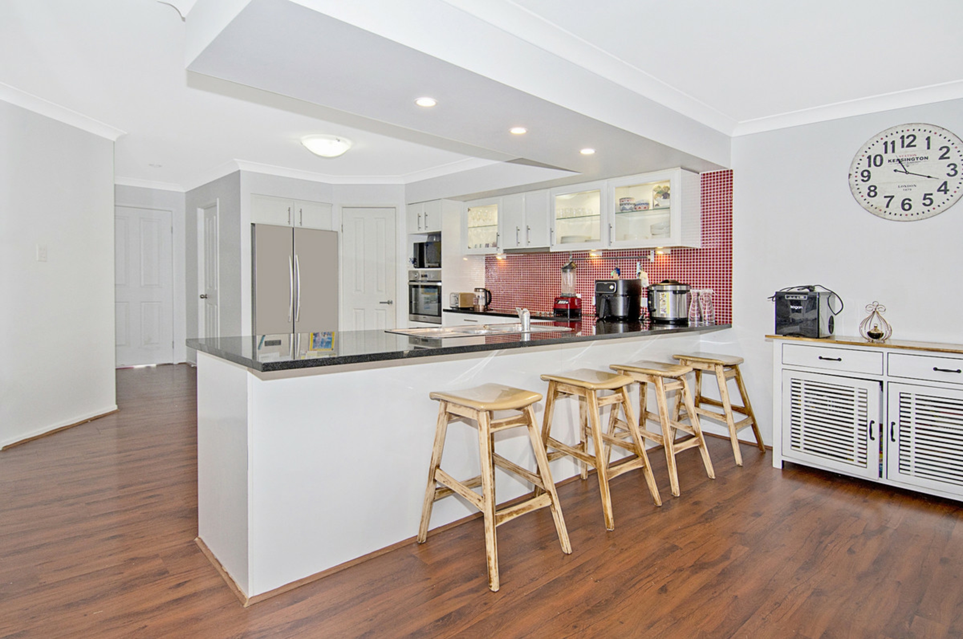 17 Sangster Crescent, Pacific Pines