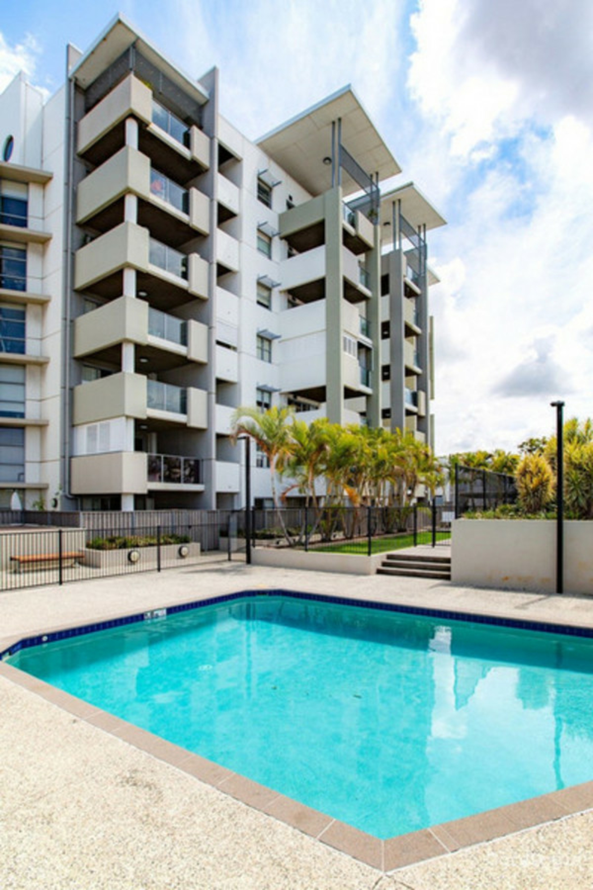2503/111 Lindfield Road, HELENSVALE