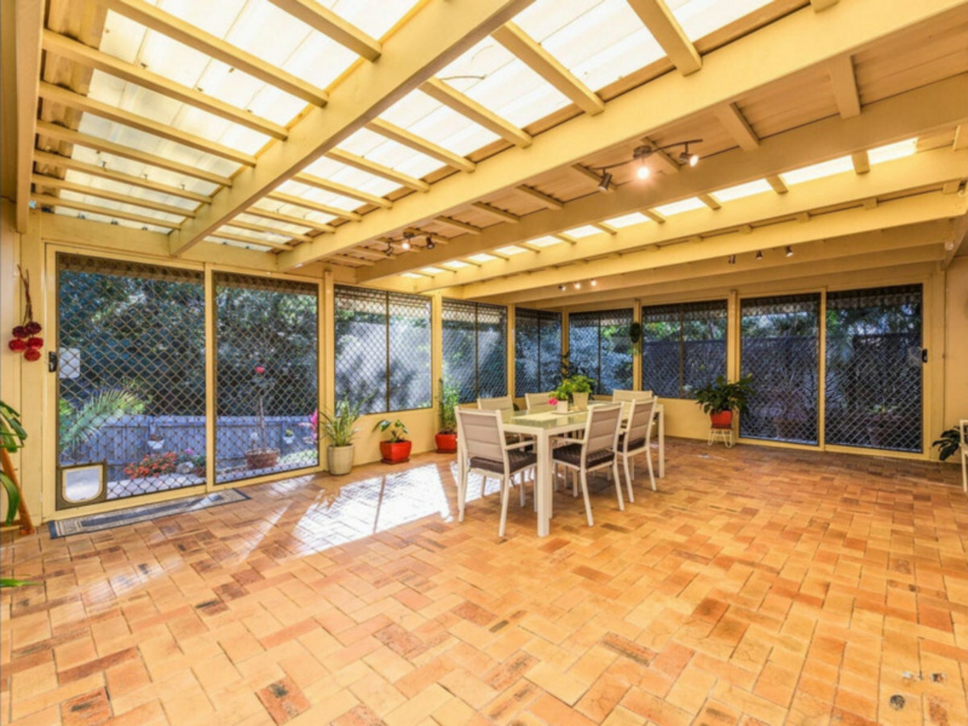 9 Coen Place, HELENSVALE