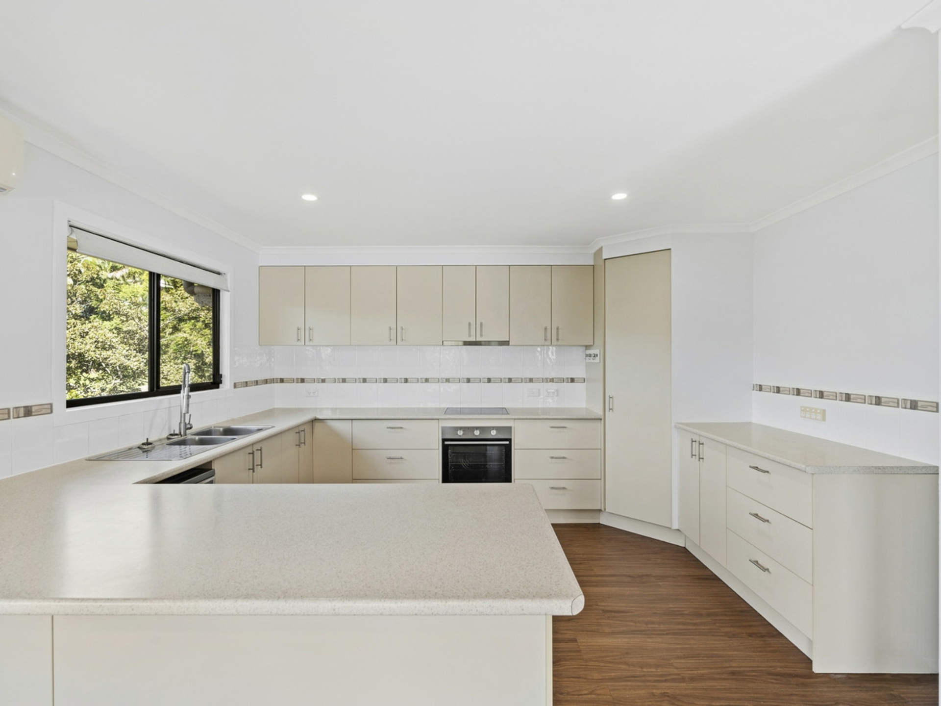9 Bellona Court — photo 7 of 16