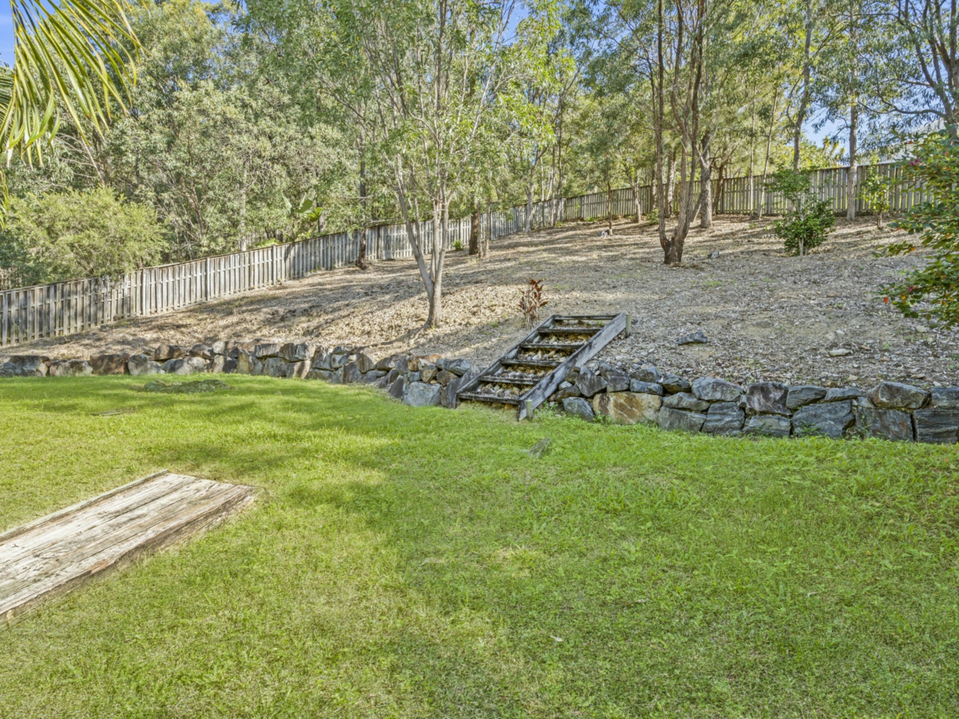 9 Bellona Court — photo 15 of 16