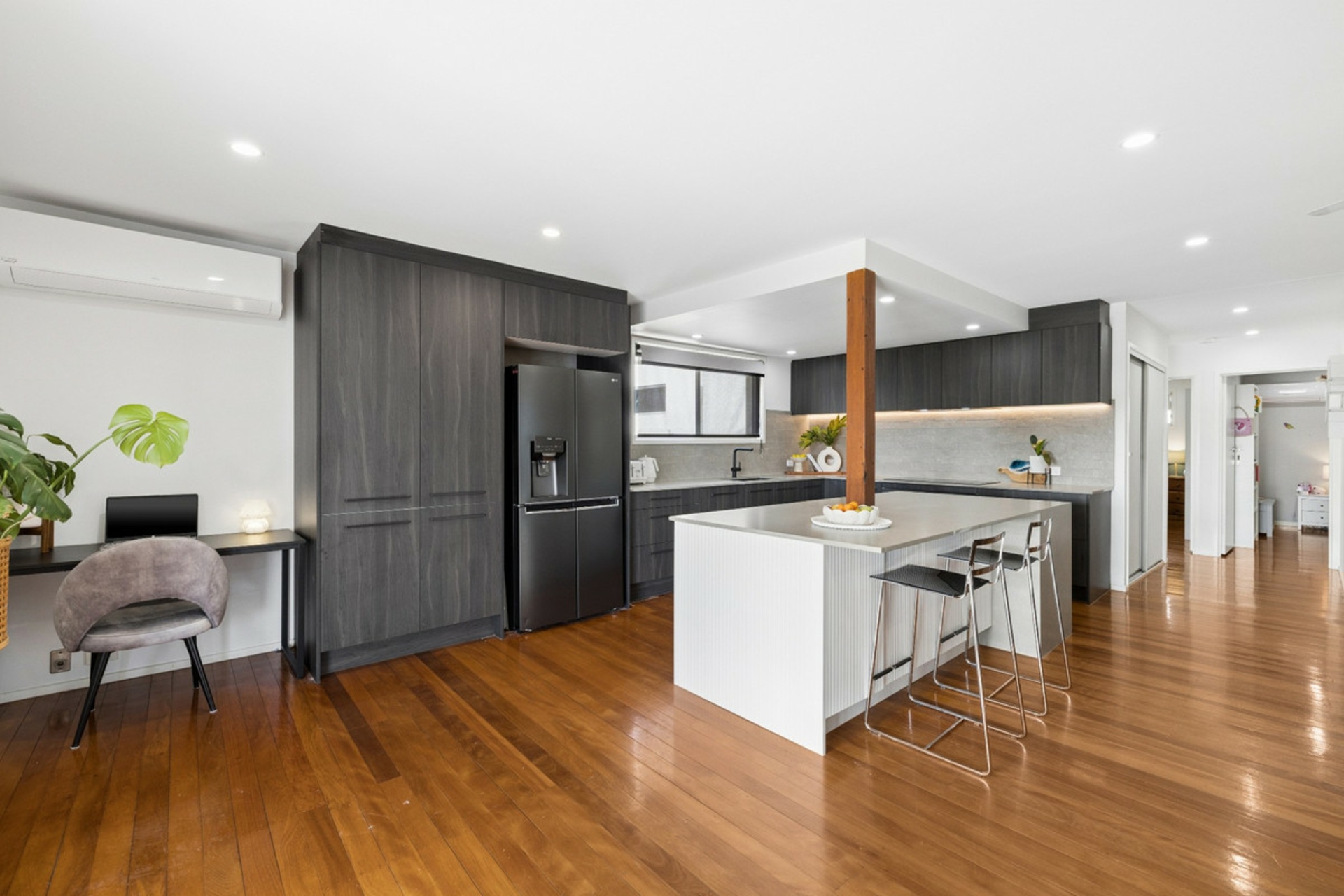 27 Lergessner Street — photo 15 of 28