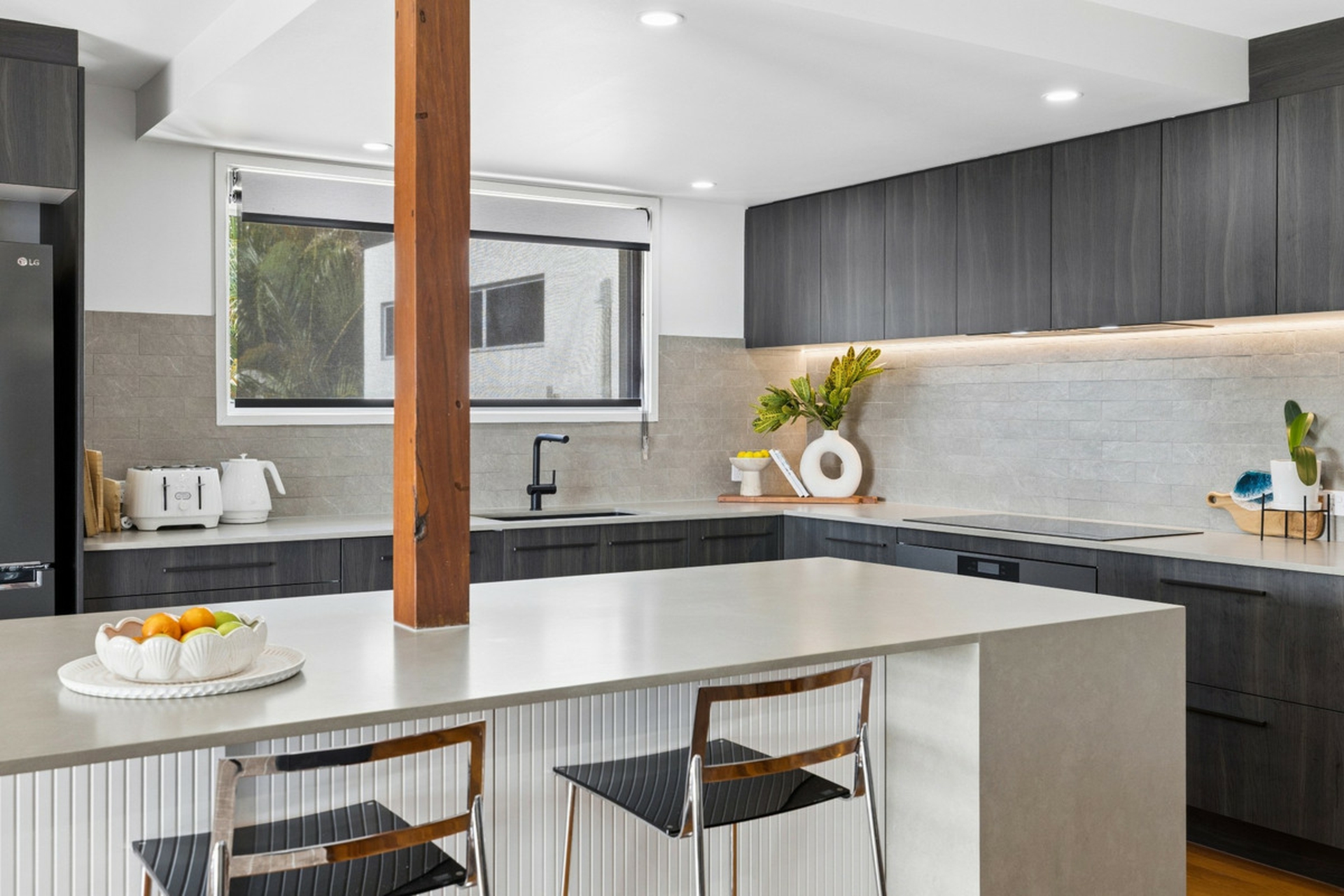 27 Lergessner Street — photo 16 of 28