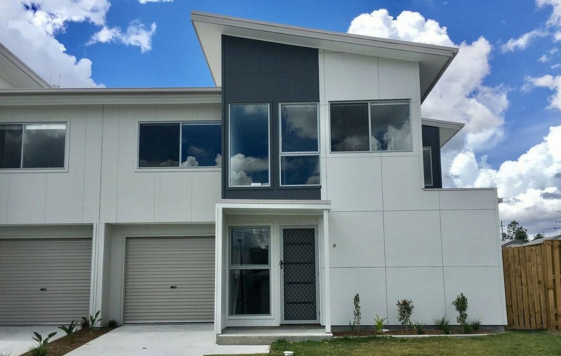 30/70 Willow Road — photo from LJ Hooker Pacific Pines | Helensvale