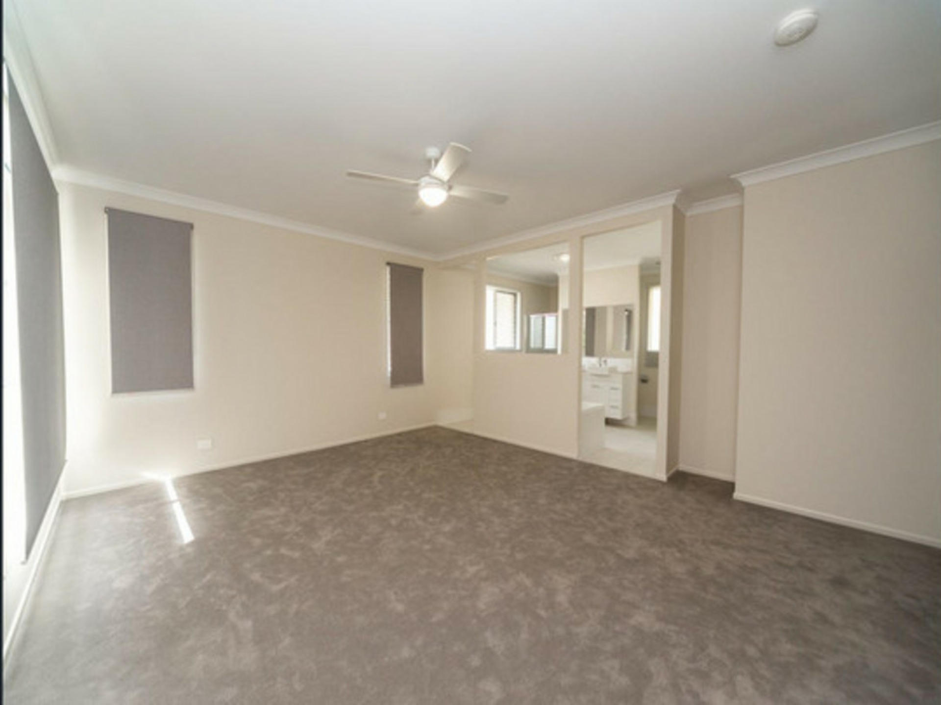 14b Shepparton Road — photo 6 of 17