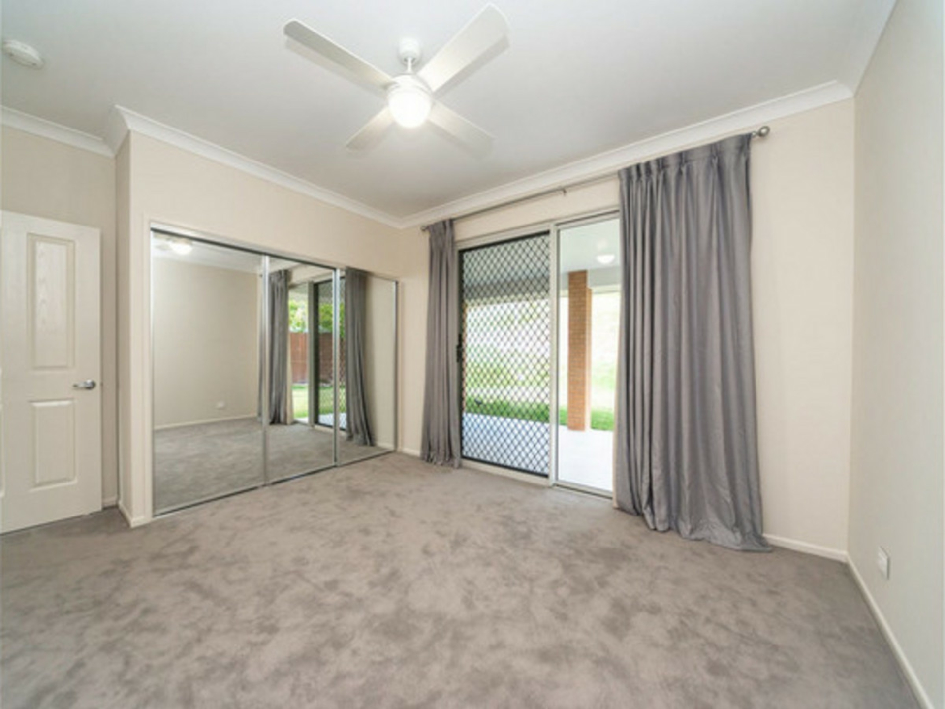 14b Shepparton Road — photo 9 of 17