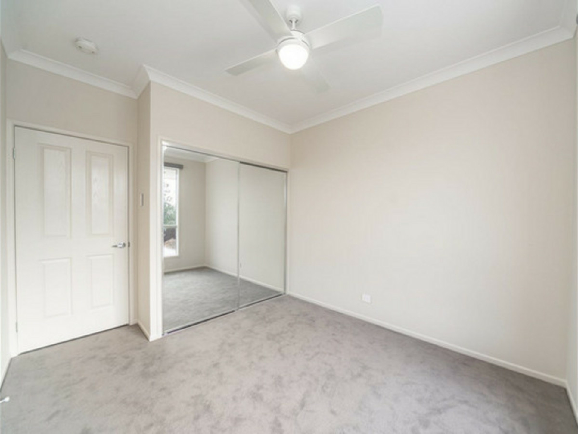 14b Shepparton Road — photo 10 of 17