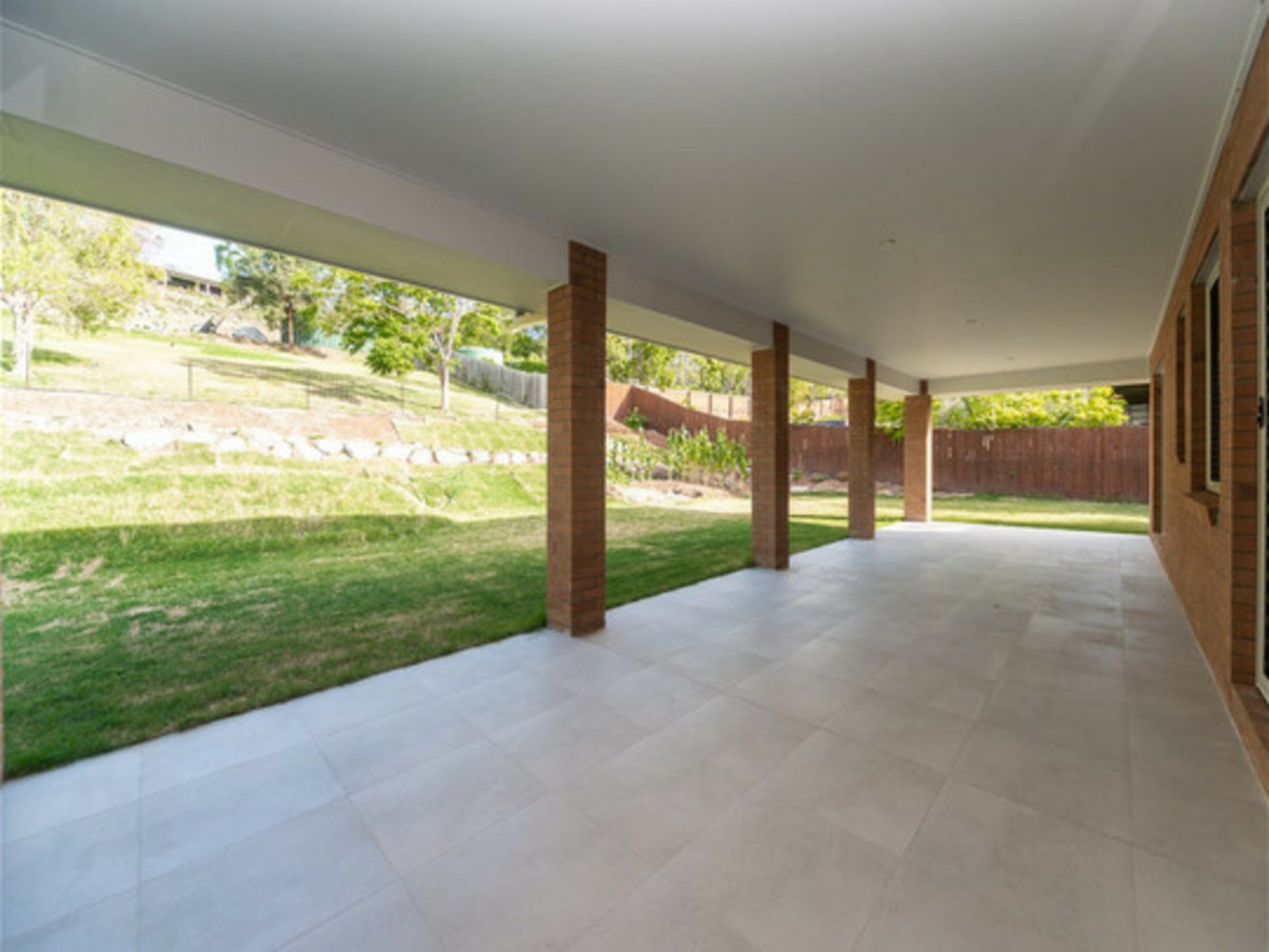 14b Shepparton Road — photo 15 of 17