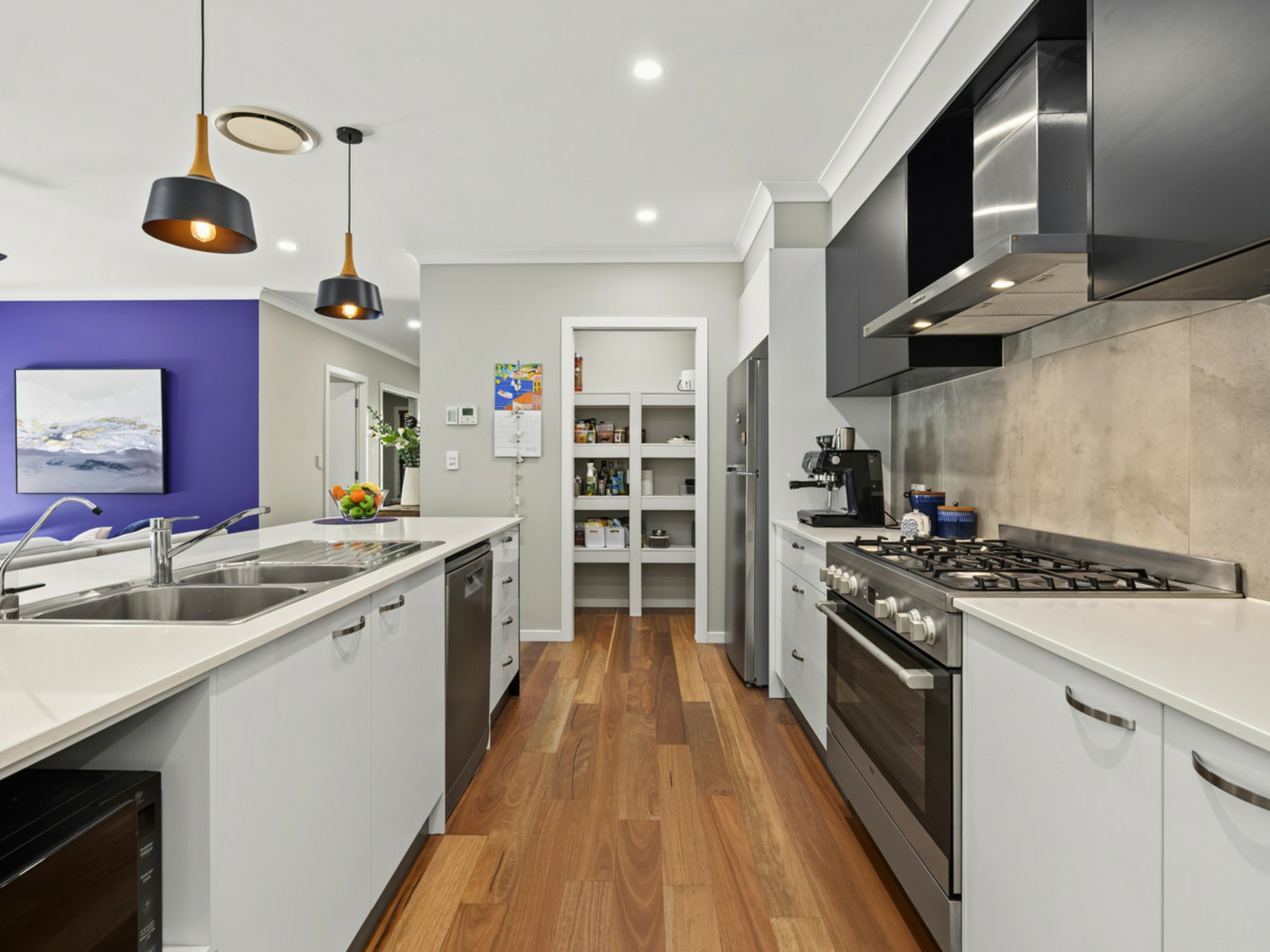 37 Roberts Drive — photo 4 of 24