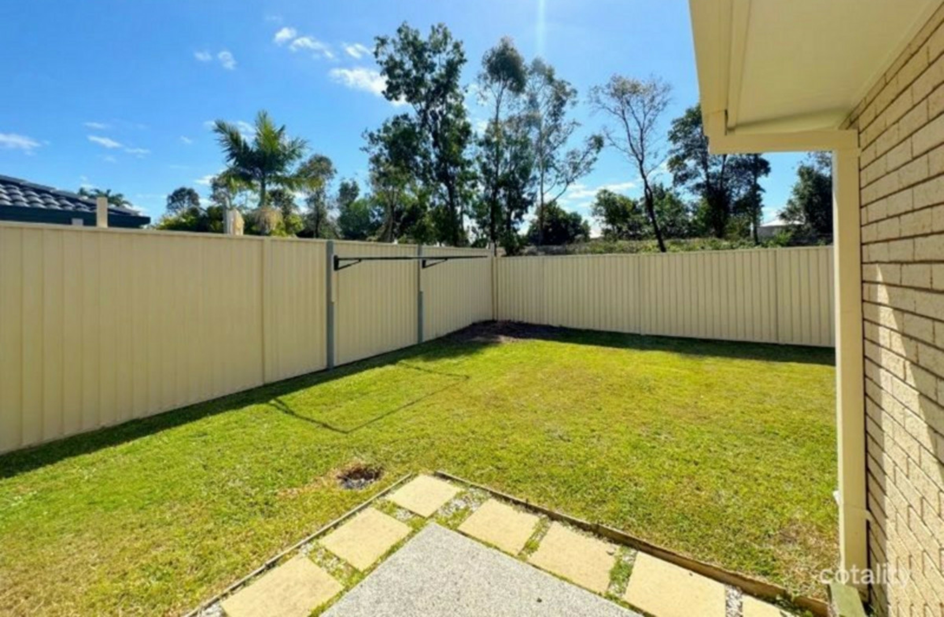 181 Greenacre Drive — photo 8 of 9