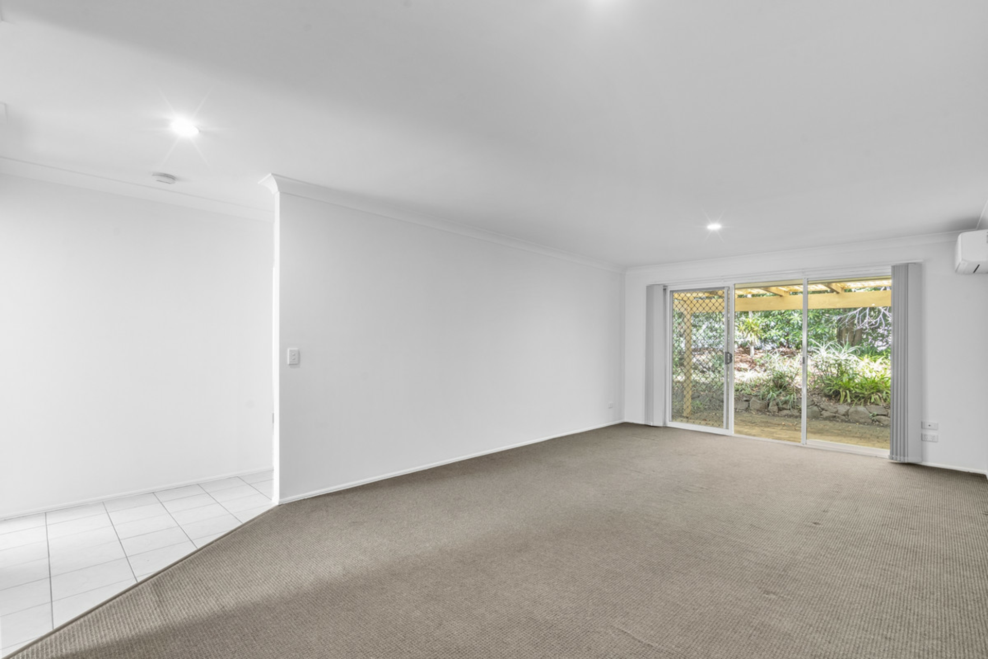 6/70 Ridgevale Drive — photo 7 of 16