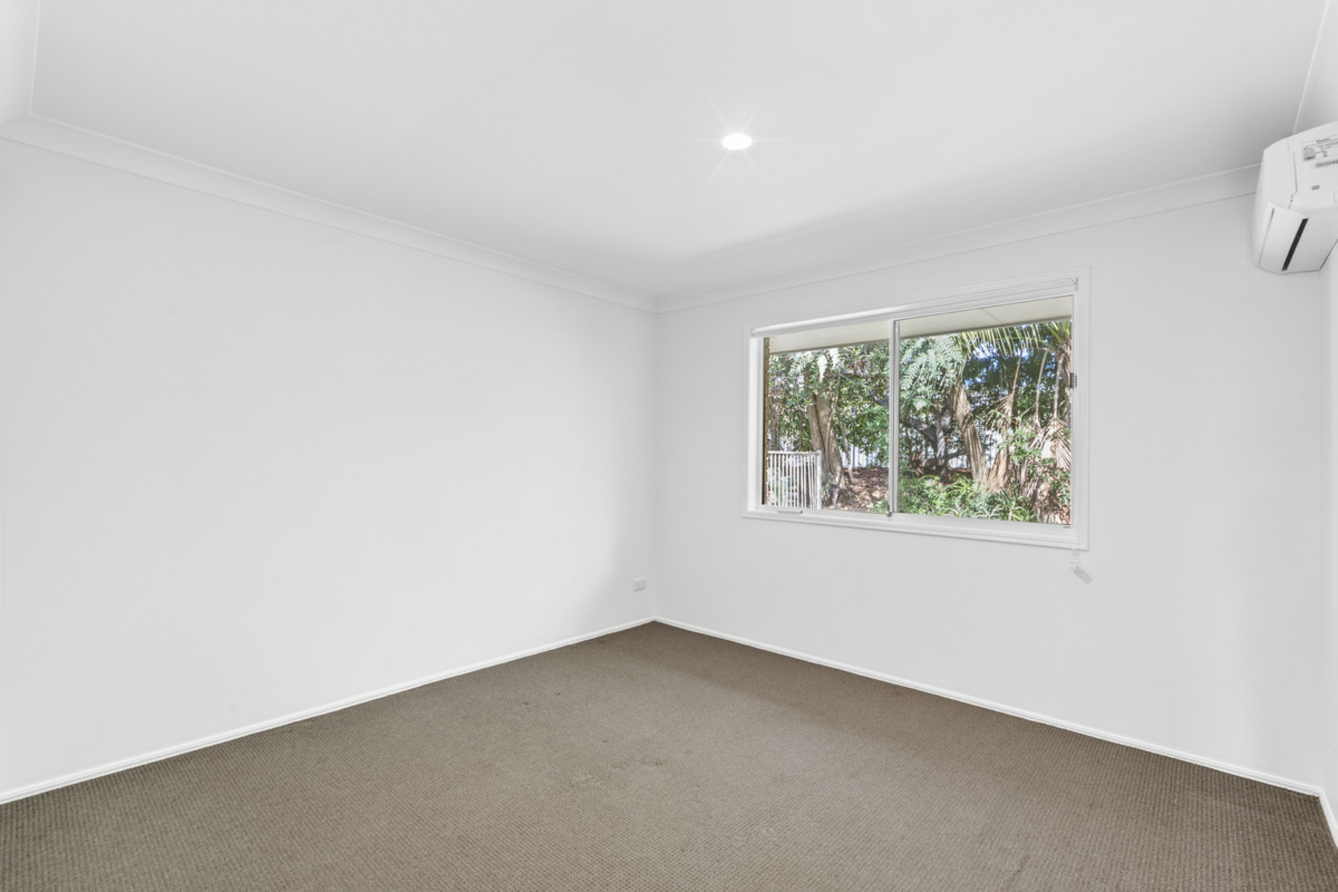 6/70 Ridgevale Drive — photo 10 of 16