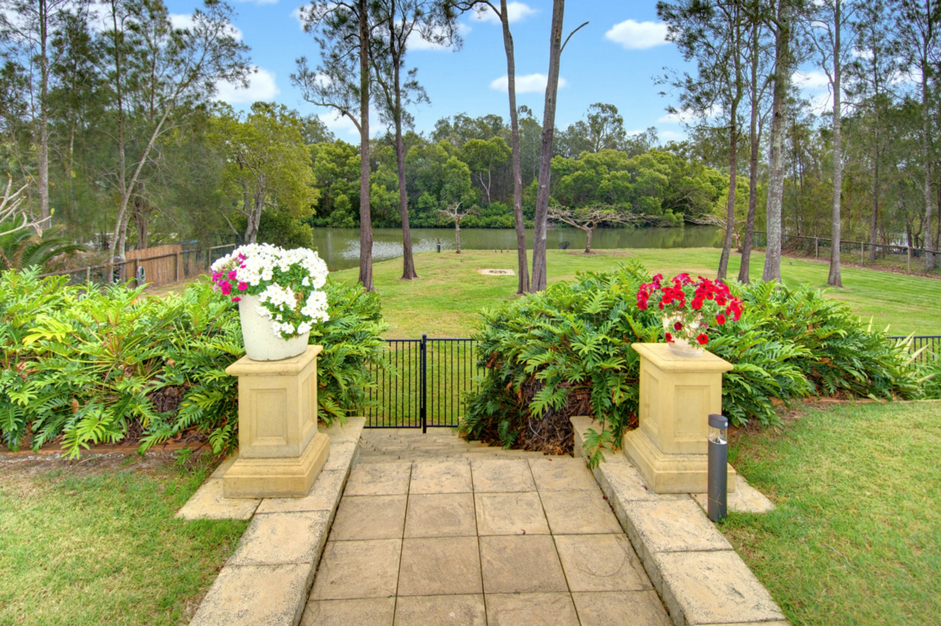 13 Gwydir Court — photo 24 of 30