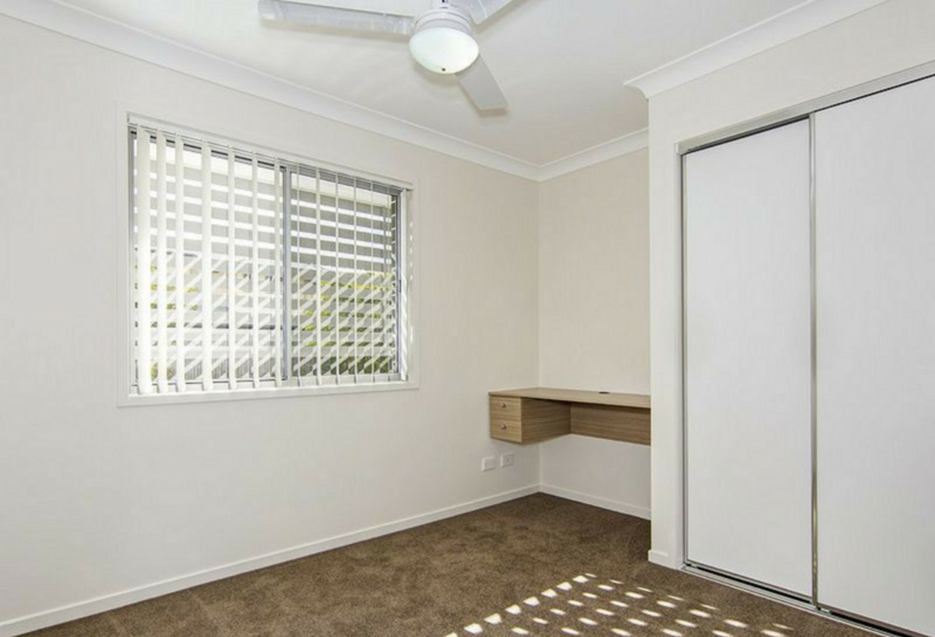 6/12 Kimberley Close — photo 8 of 11