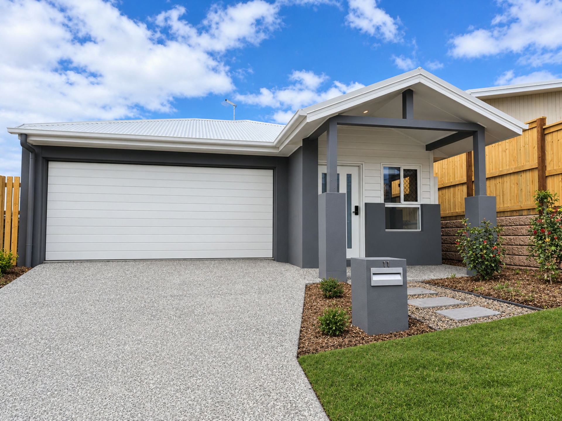 11 Kingdom Street — photo from LJ Hooker Pacific Pines | Helensvale