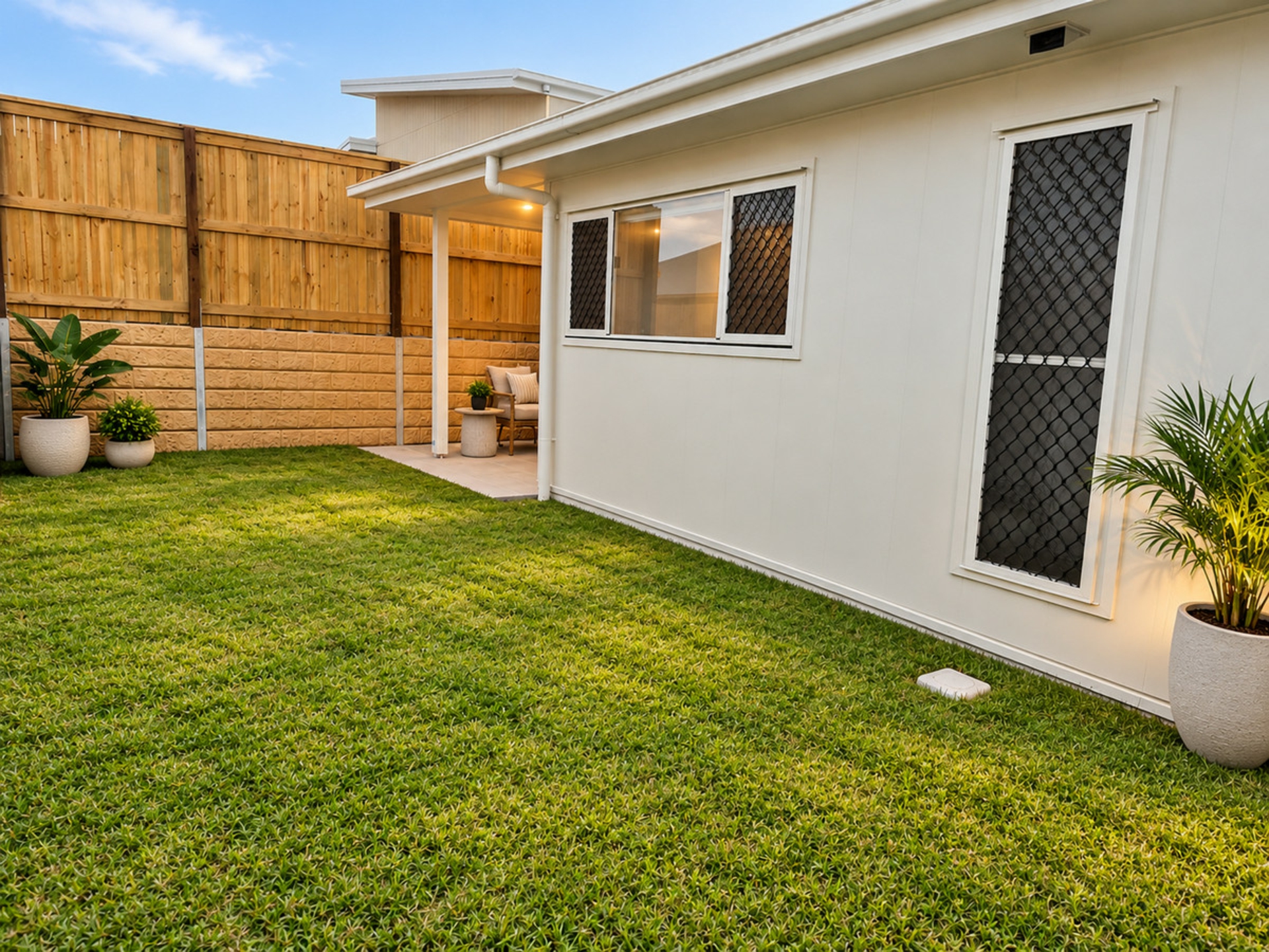 11 Kingdom Street — photo 16 of 16