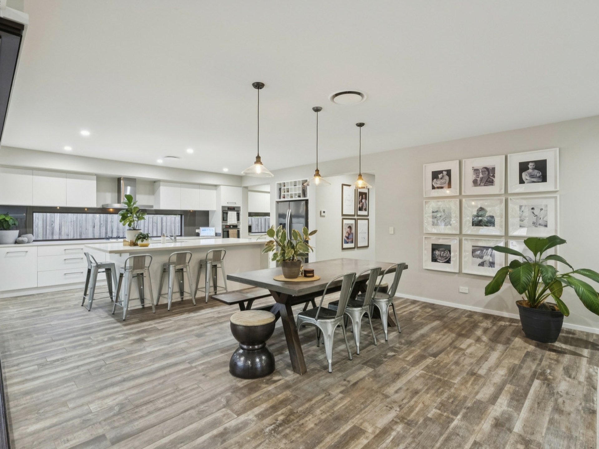 32 Stone Creek Drive — photo 11 of 30
