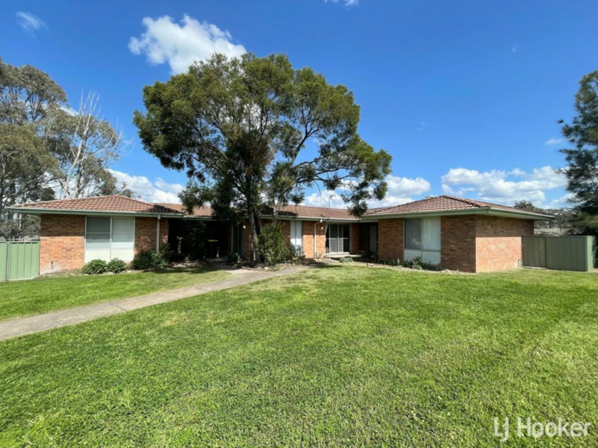 13-15 Grimes Close, Denman
