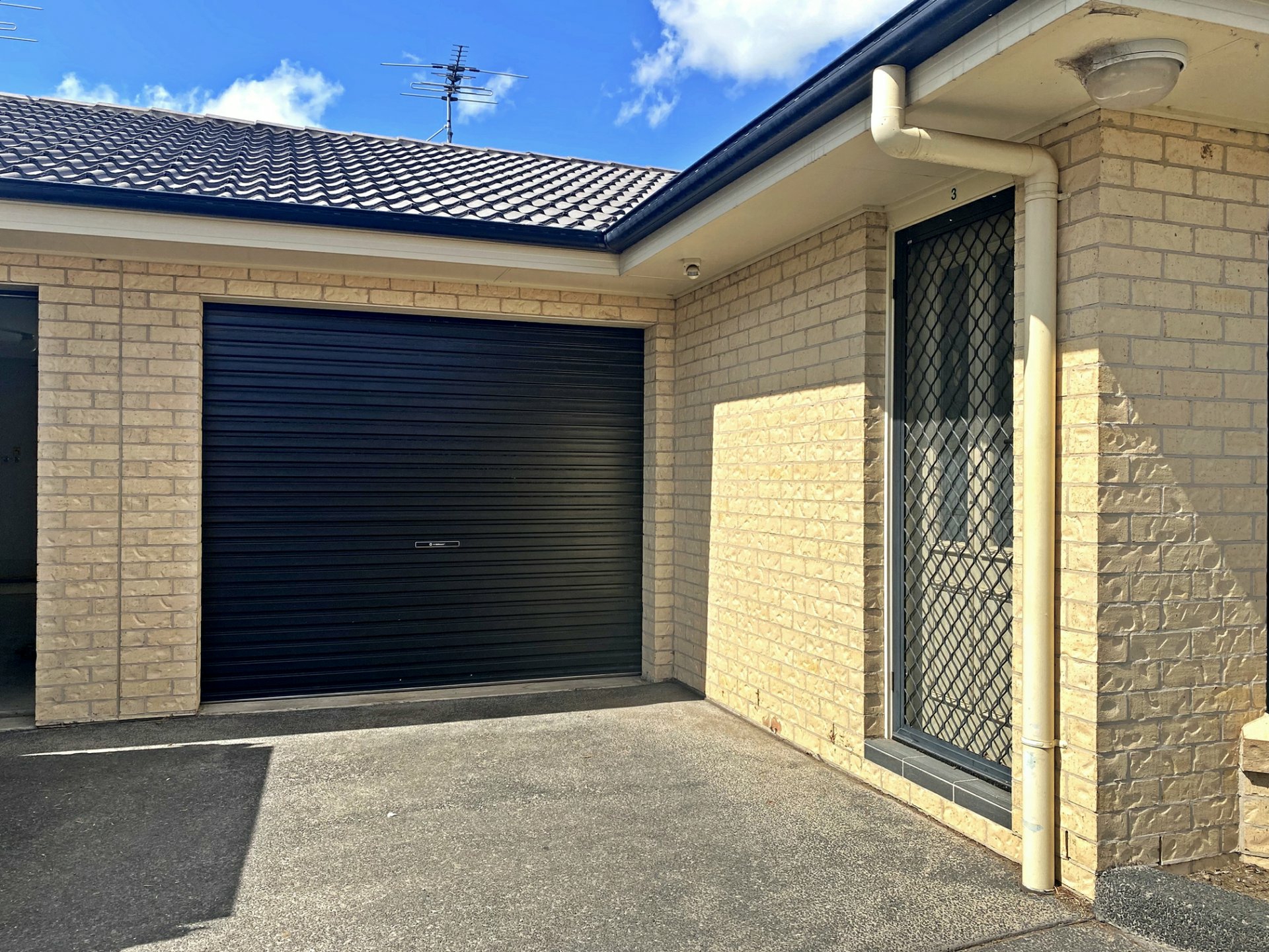 2/27A Mitchell Street, MUSWELLBROOK