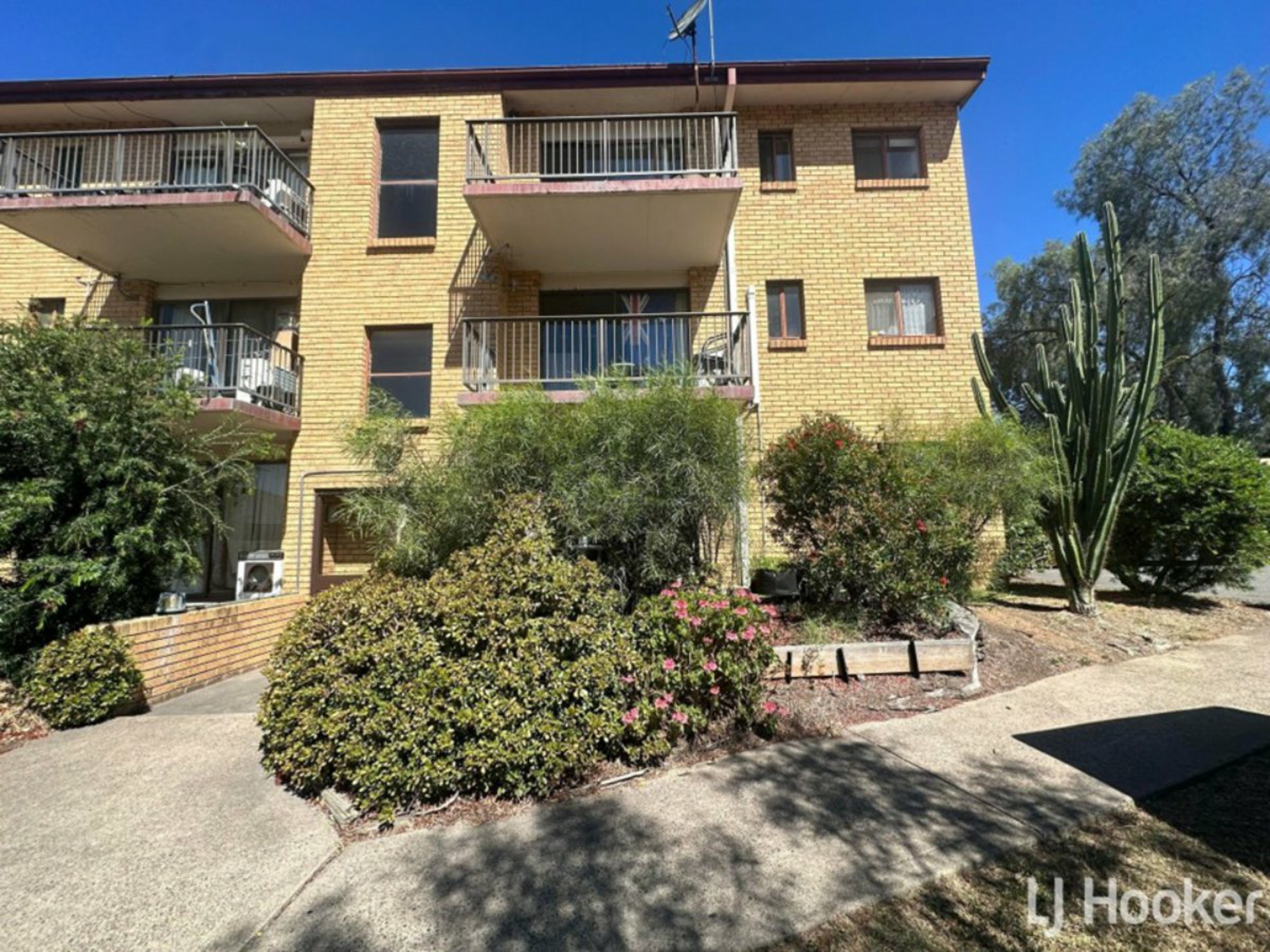 1/32 Skellatar Street, Muswellbrook