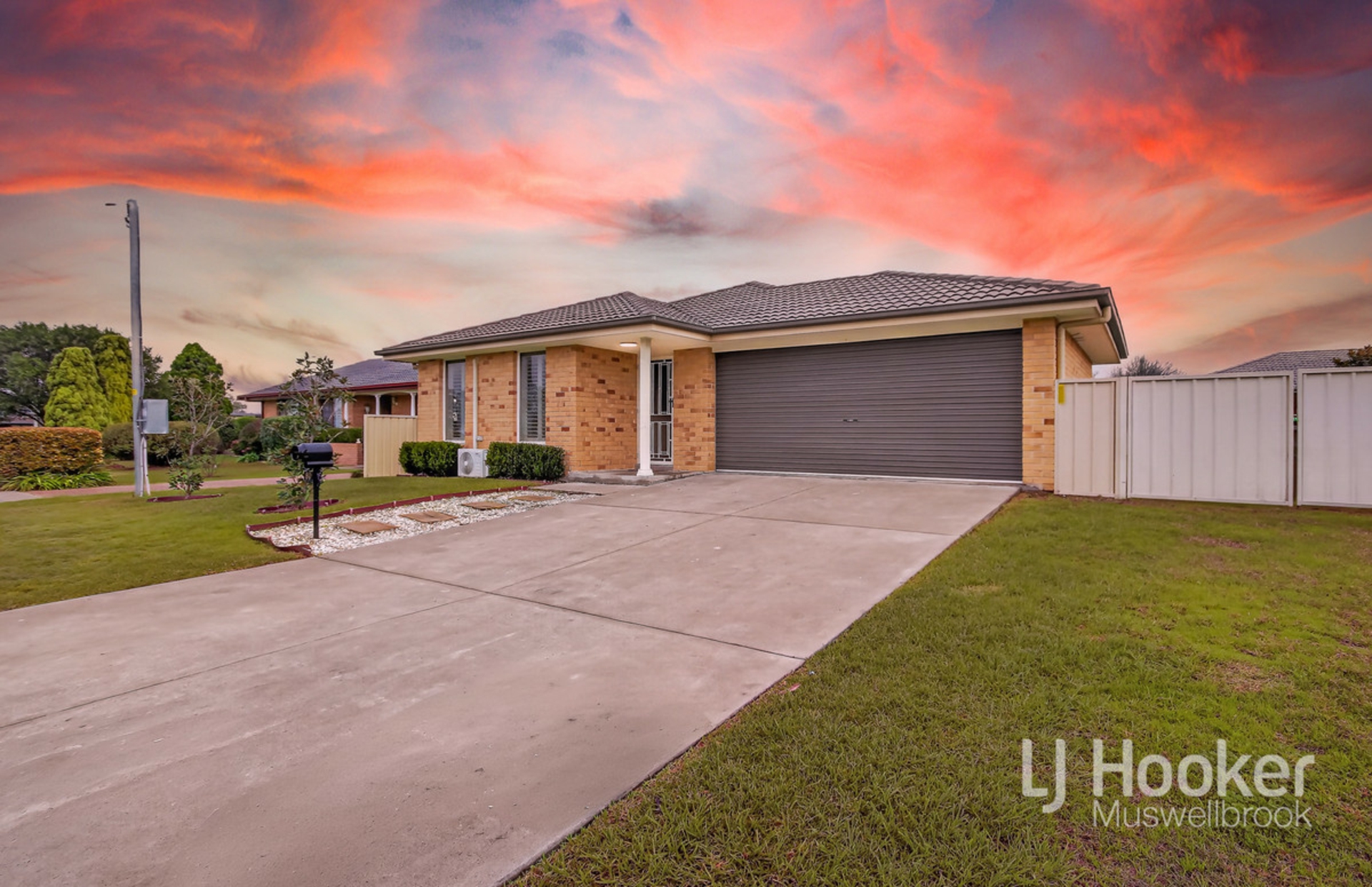 80 Paxton Street — photo from LJ Hooker Muswellbrook
