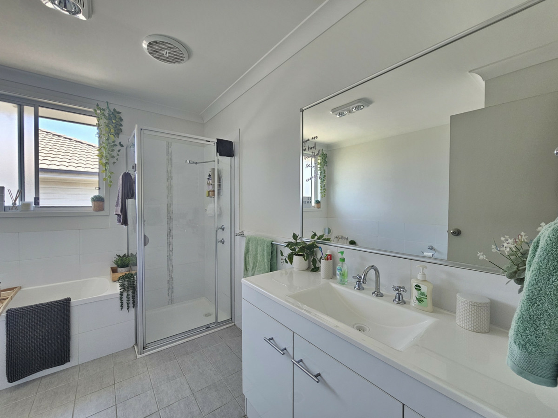 35 Hunt Place — photo 6 of 7
